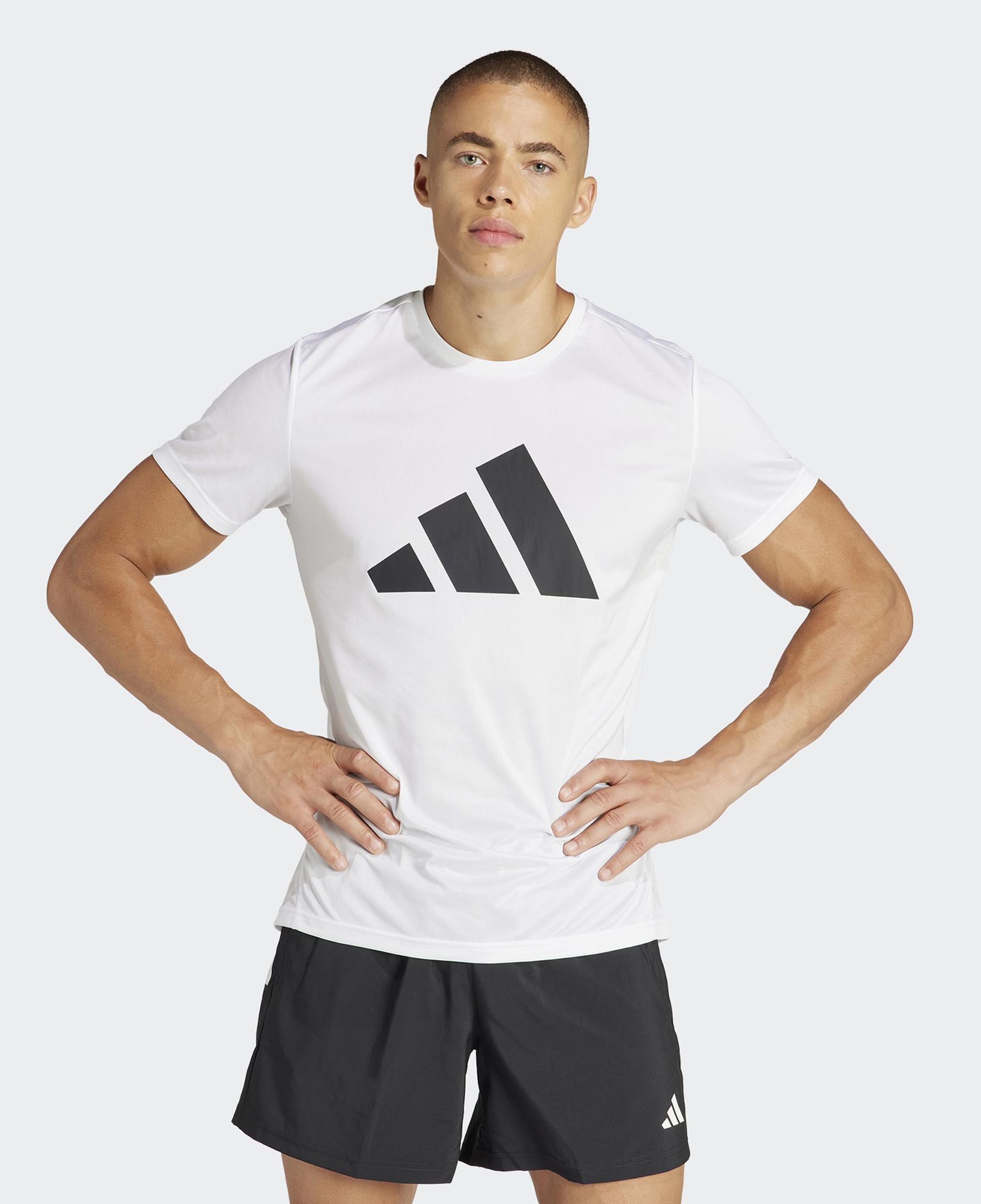 adidas Run It Erkek Beyaz Günlük T-Shirt