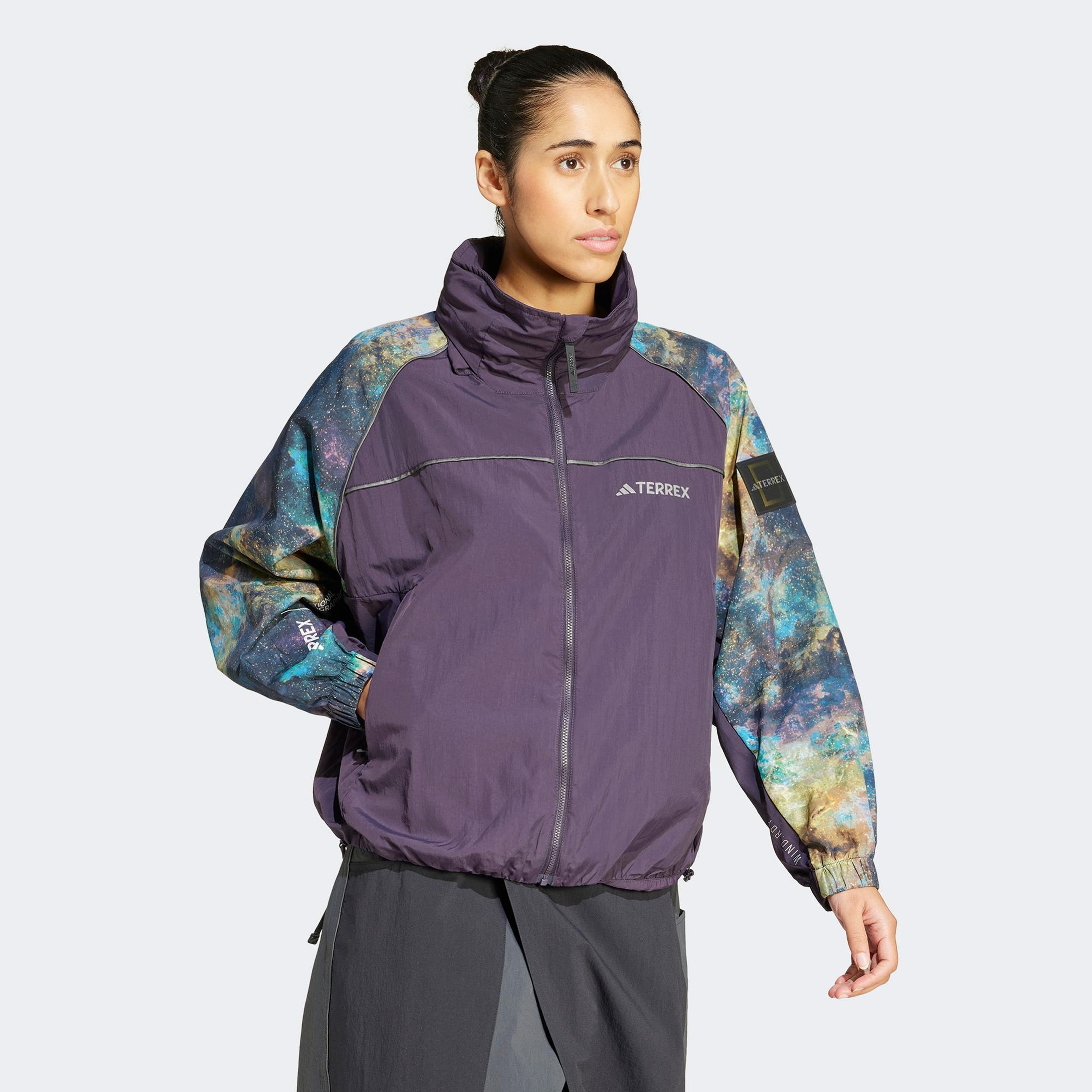 adidas Nat Geo Wind.Rdy Kadın Mor Outdoor Ceket