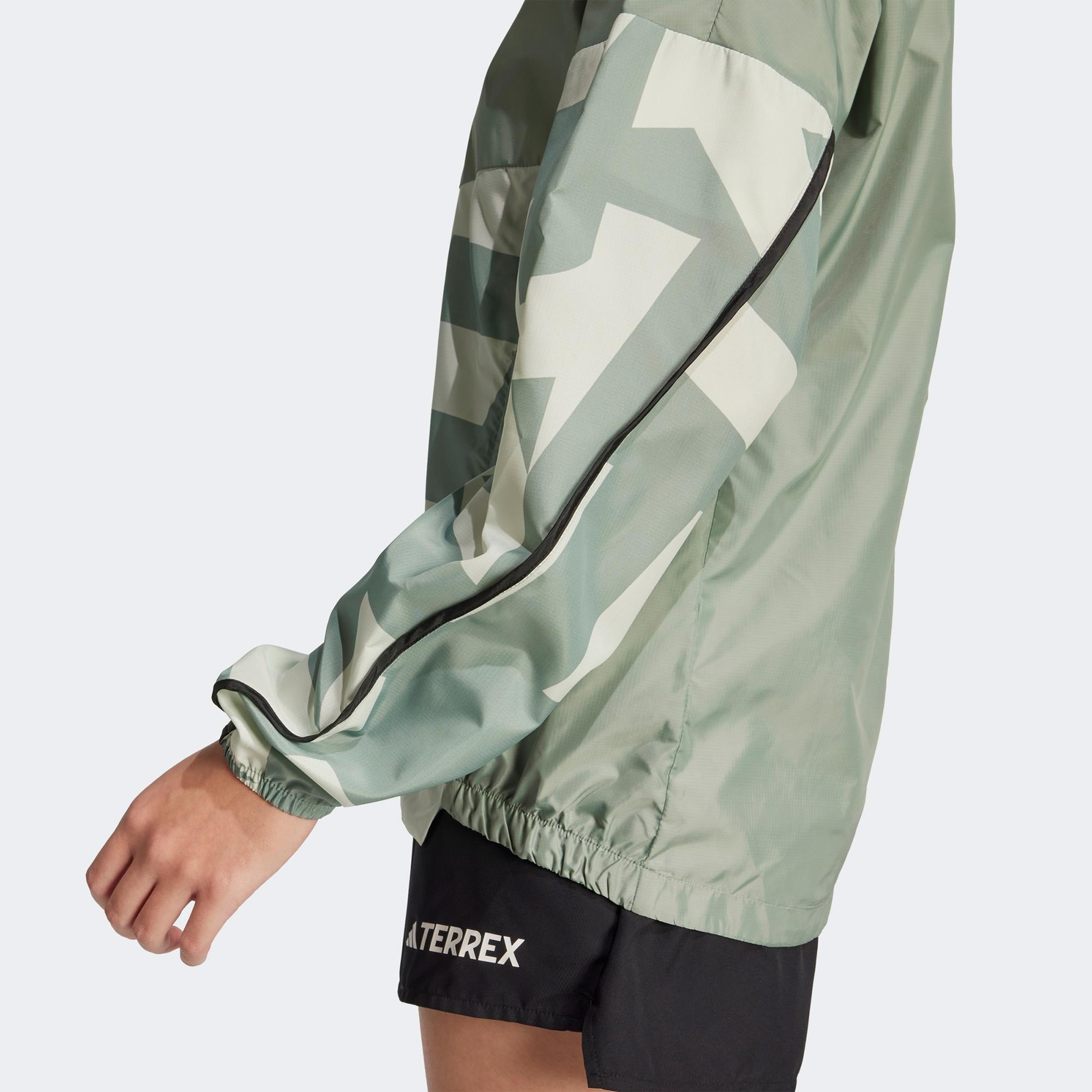 adidas Terrex Multi Printed Wind Kadın Yeşil Ceket
