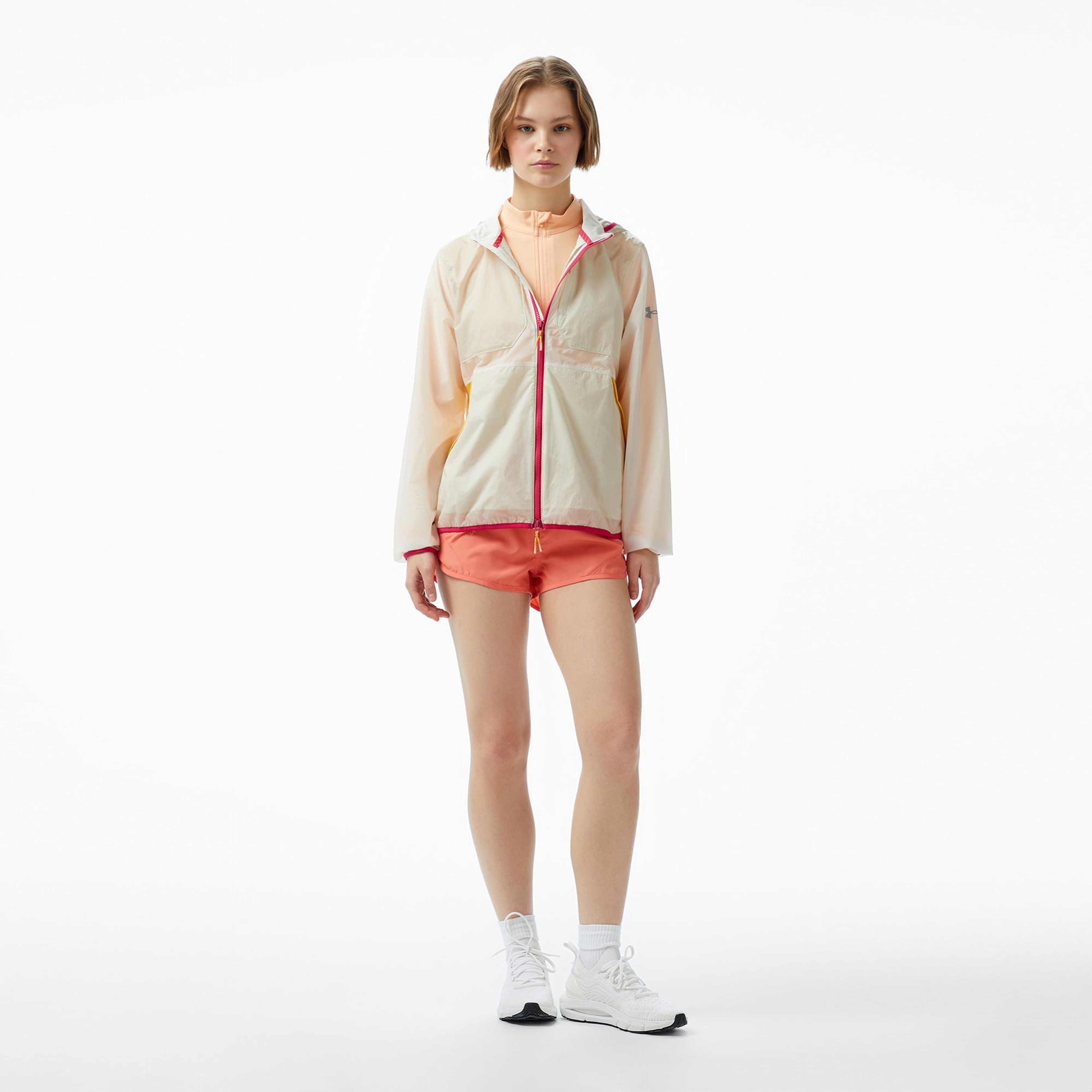 Under Armour Trail Run Kadın Beyaz Koşu Ceketi