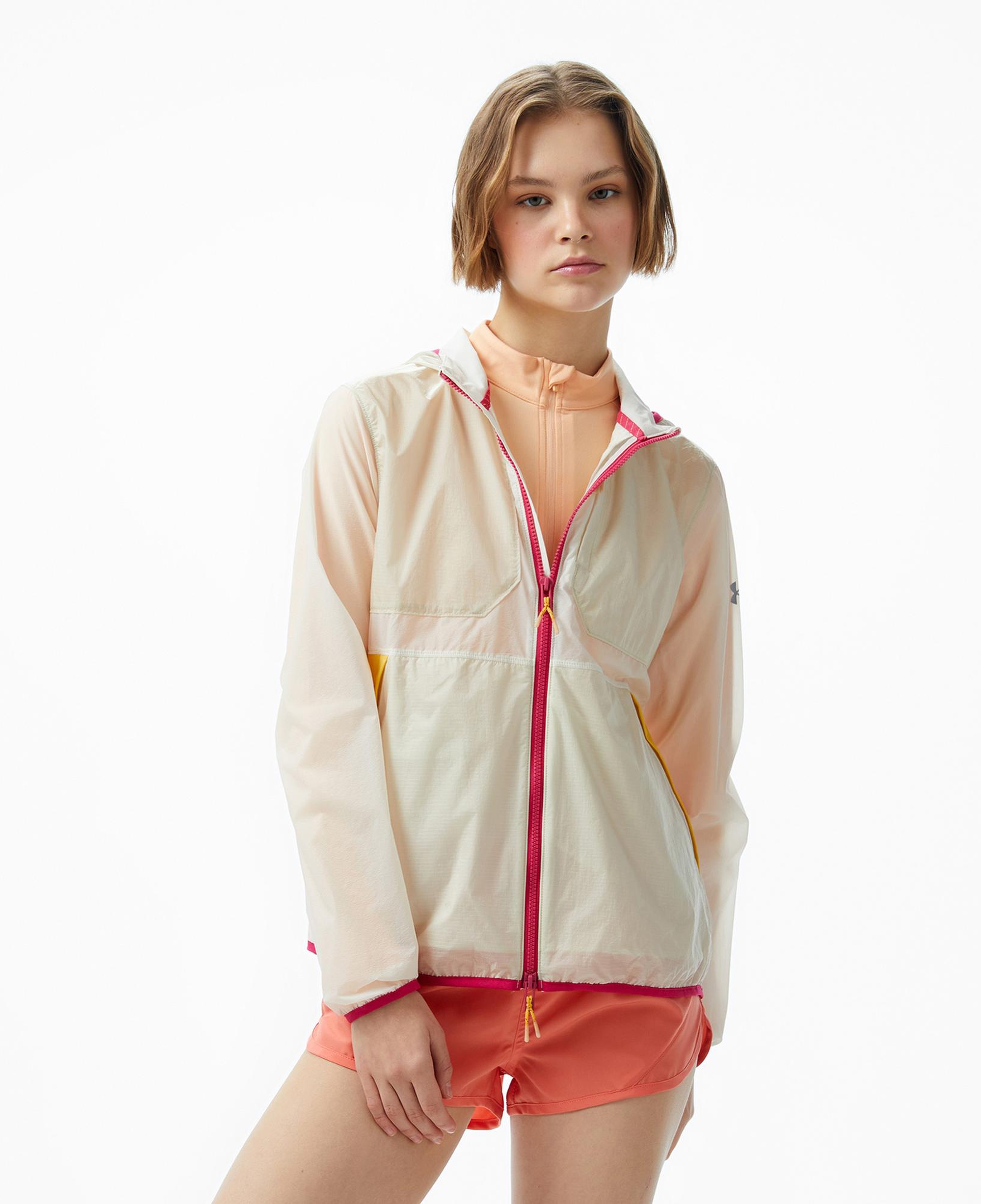 Under Armour Trail Run Kadın Beyaz Koşu Ceketi