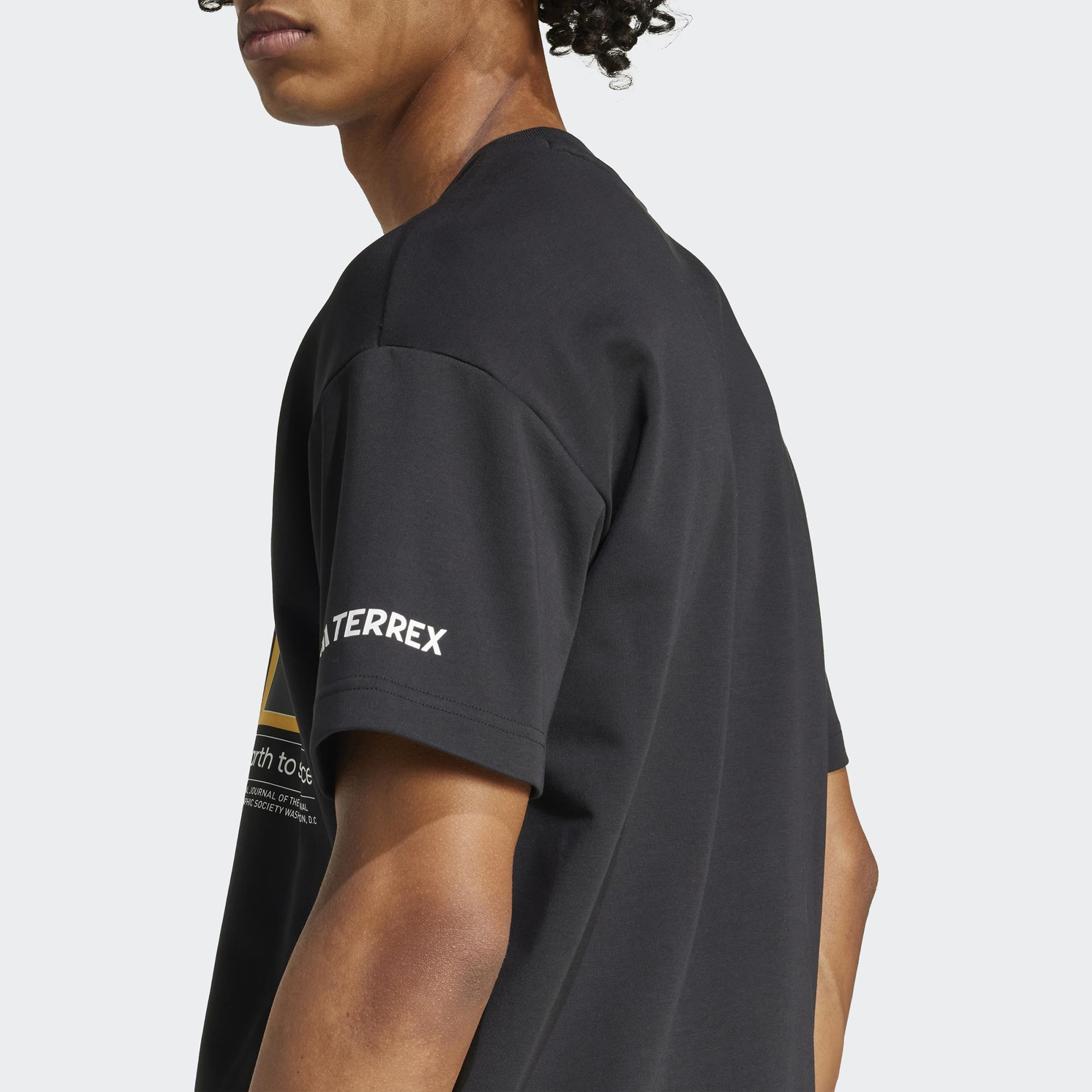 adidas Nat Geo Aeroready Graphic Erkek Siyah T-Shirt