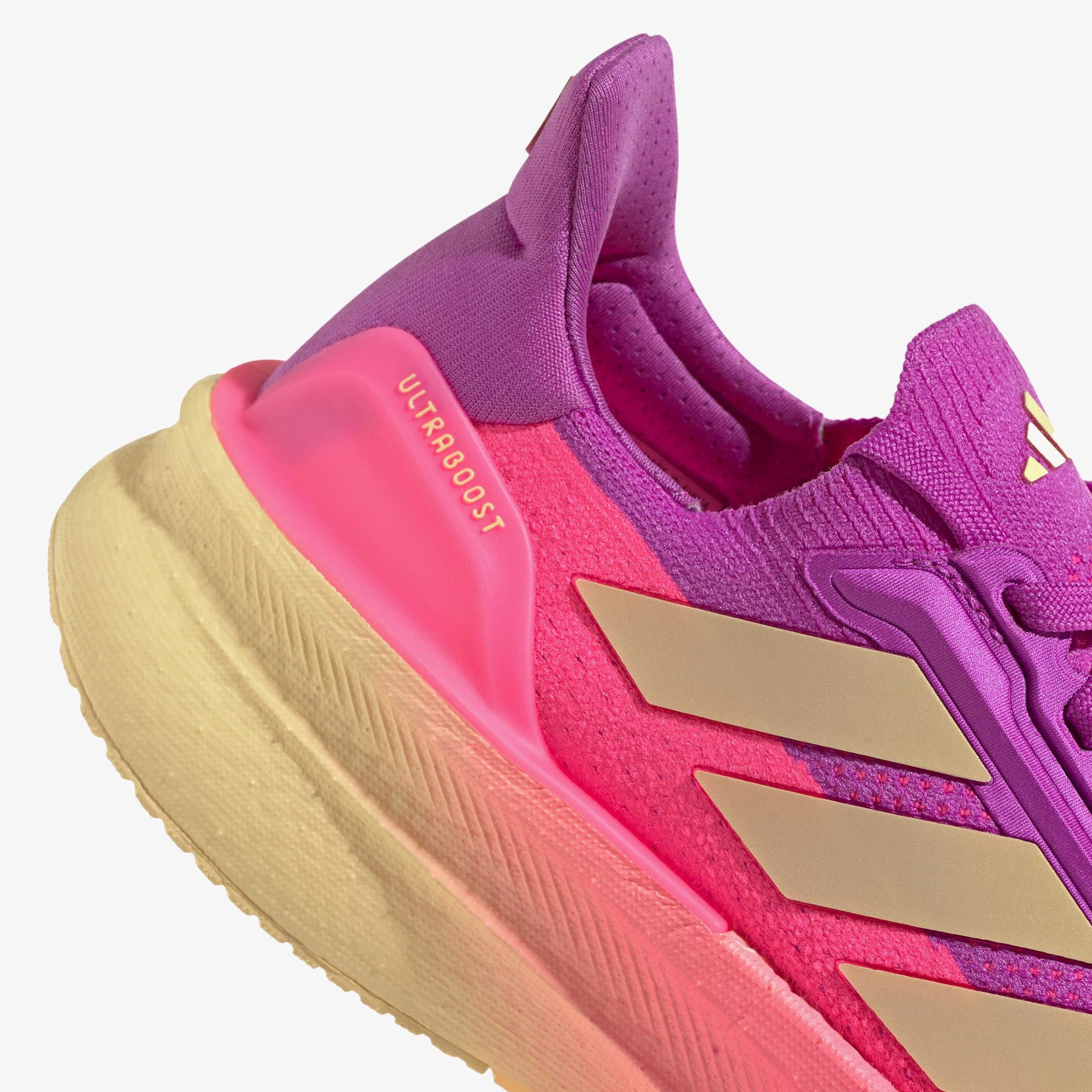 adidas Ultraboost 5X Kadın Pembe Koşu Ayakkabısı