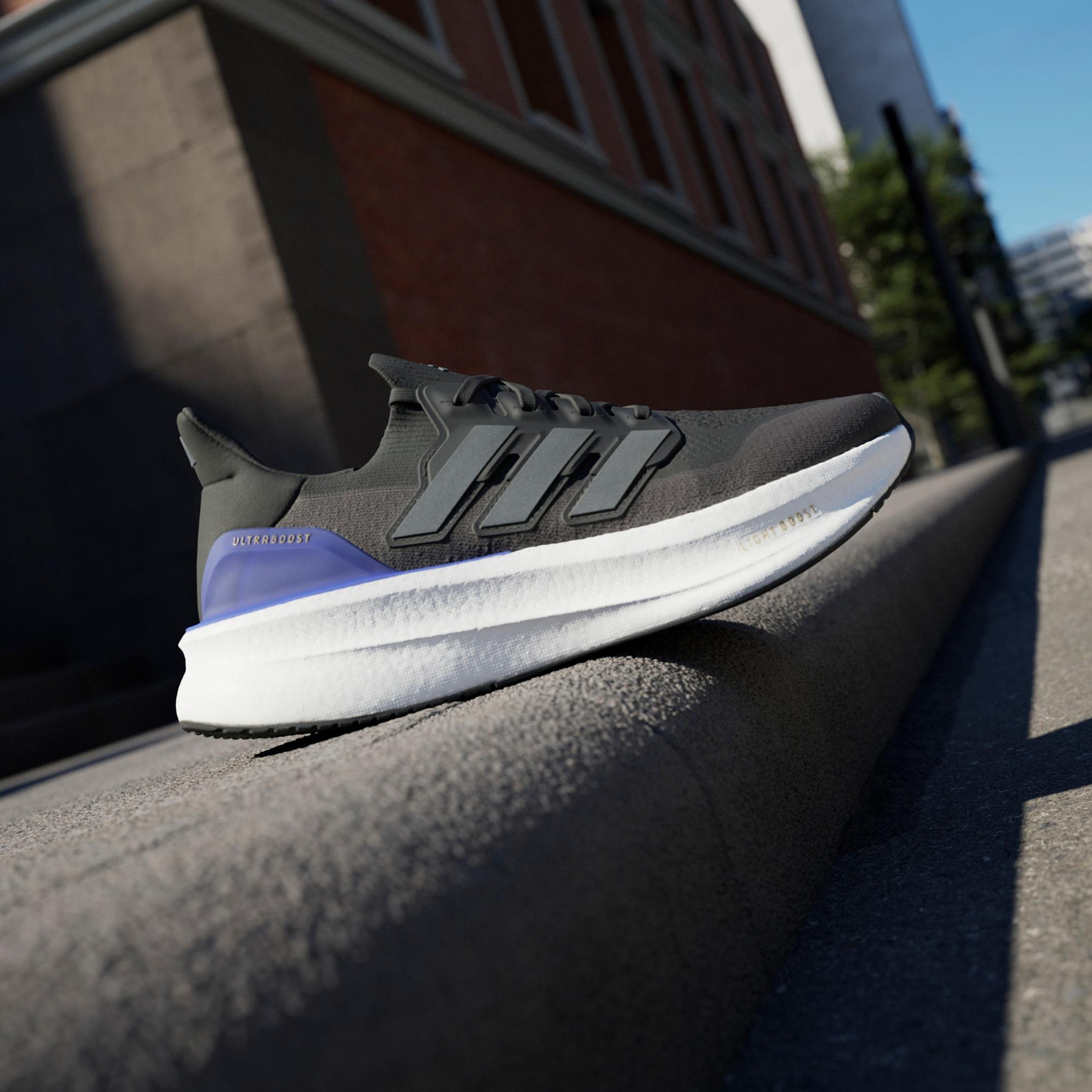 adidas Ultraboost 5 Erkek Siyah Koşu Ayakkabısı