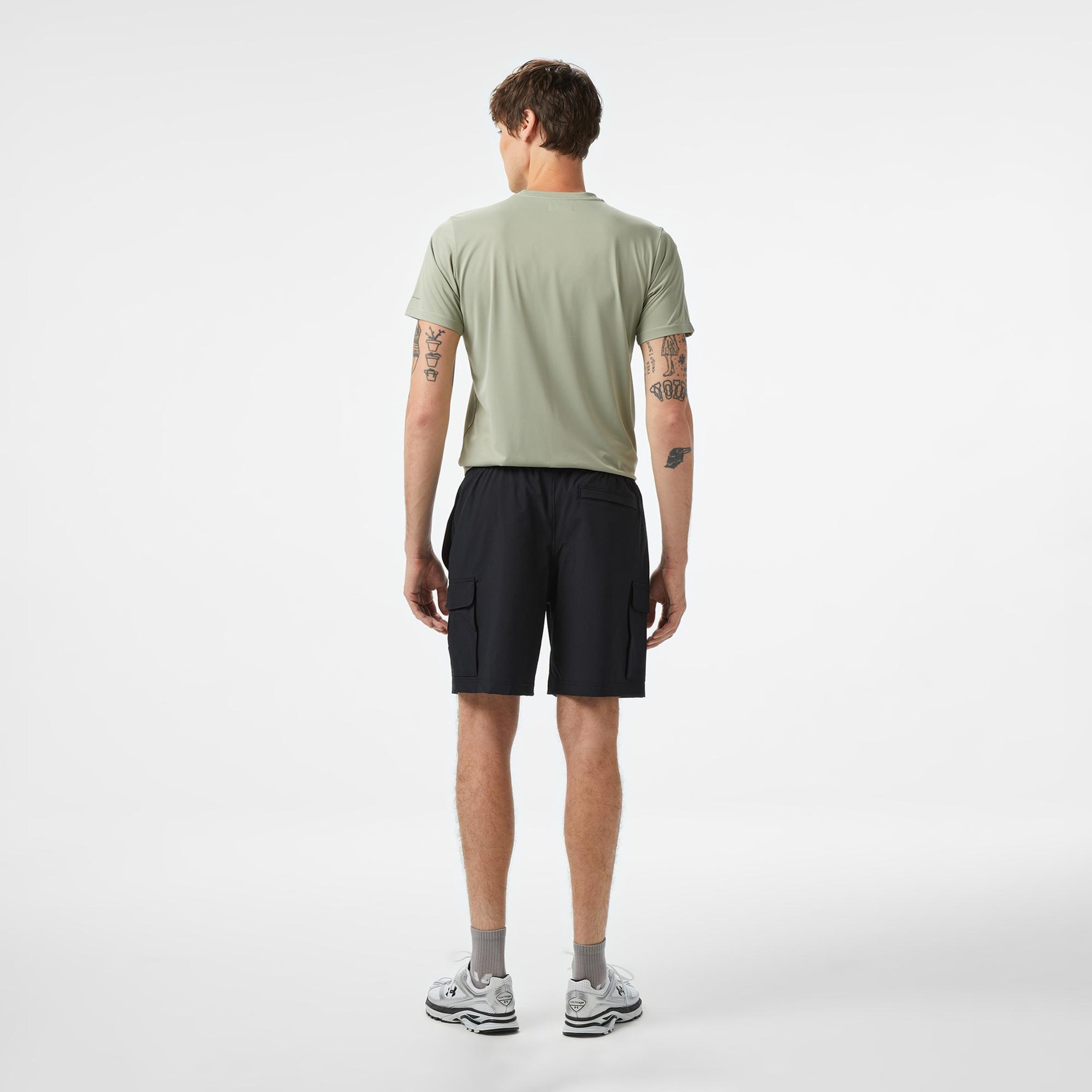 Under Armour Vibe Woven Cargo Erkek Siyah Şort