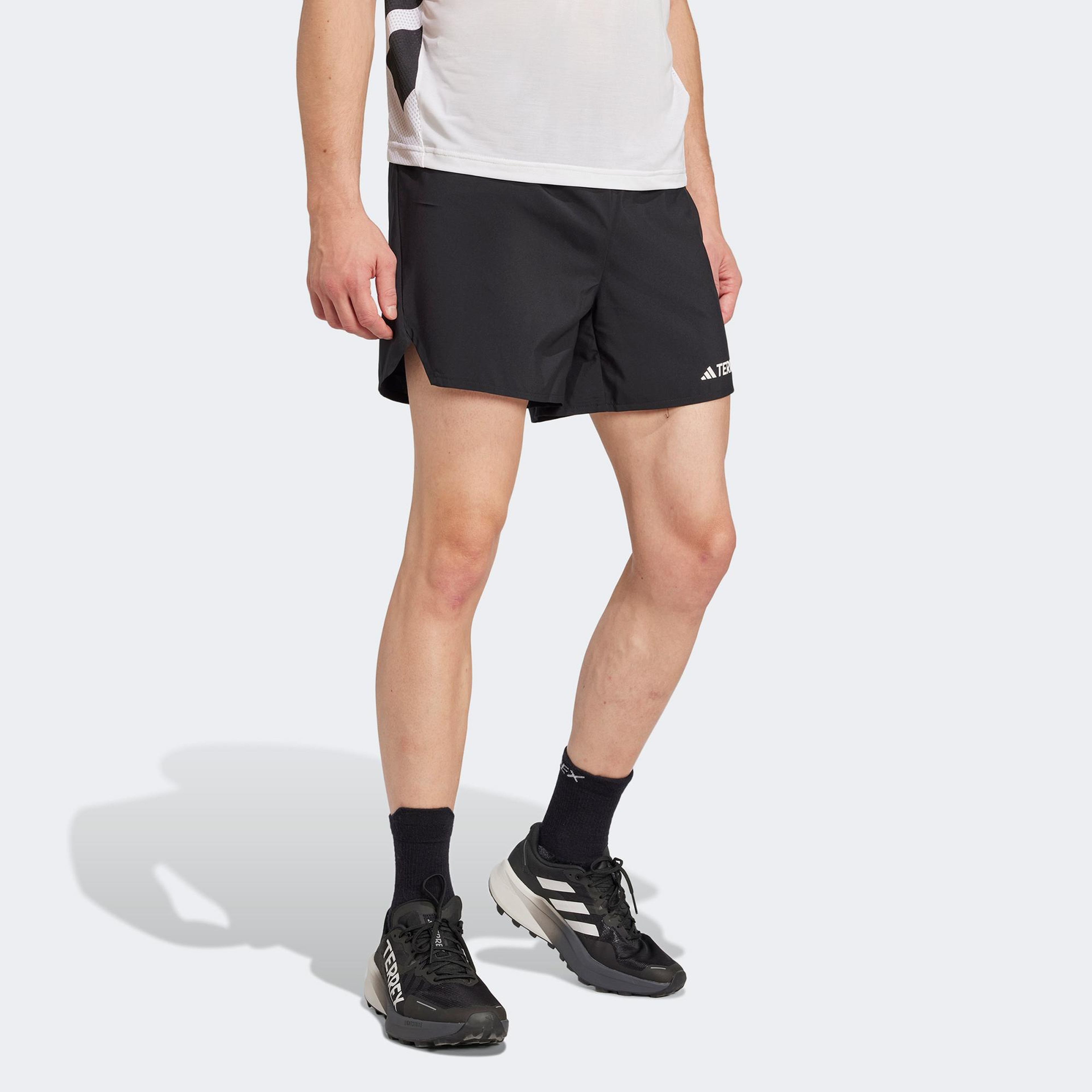 adidas Xperior Erkek Siyah Koşu Şortu