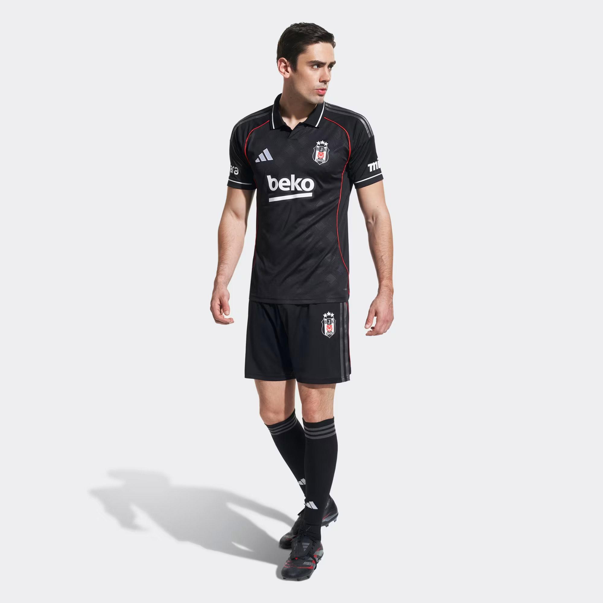 adidas Beşiktaş JK 25/26 Erkek Siyah Deplasman Futbol Şortu