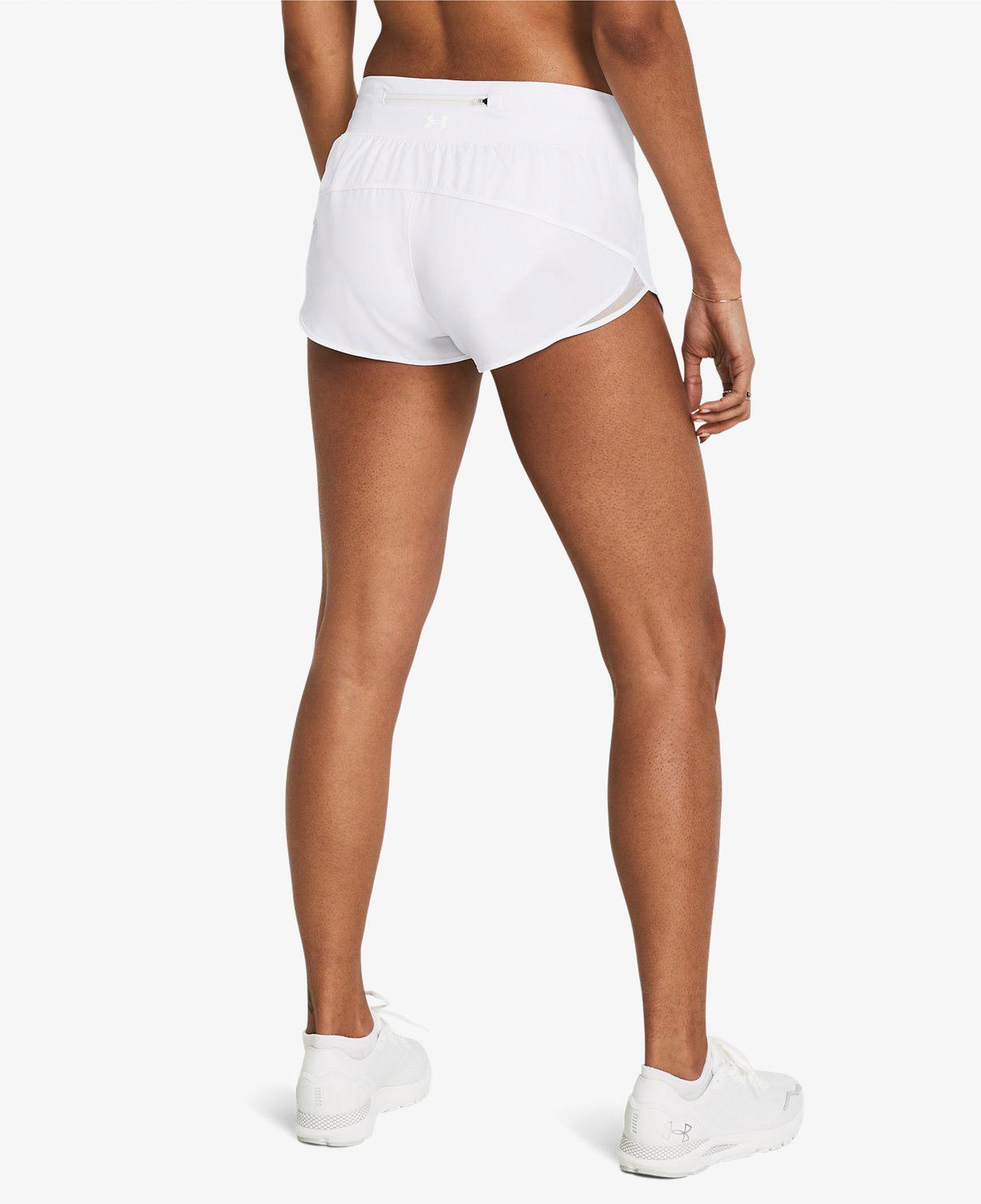 Under Armour Launch Pro 2inch Kadın Beyaz Günlük Şort