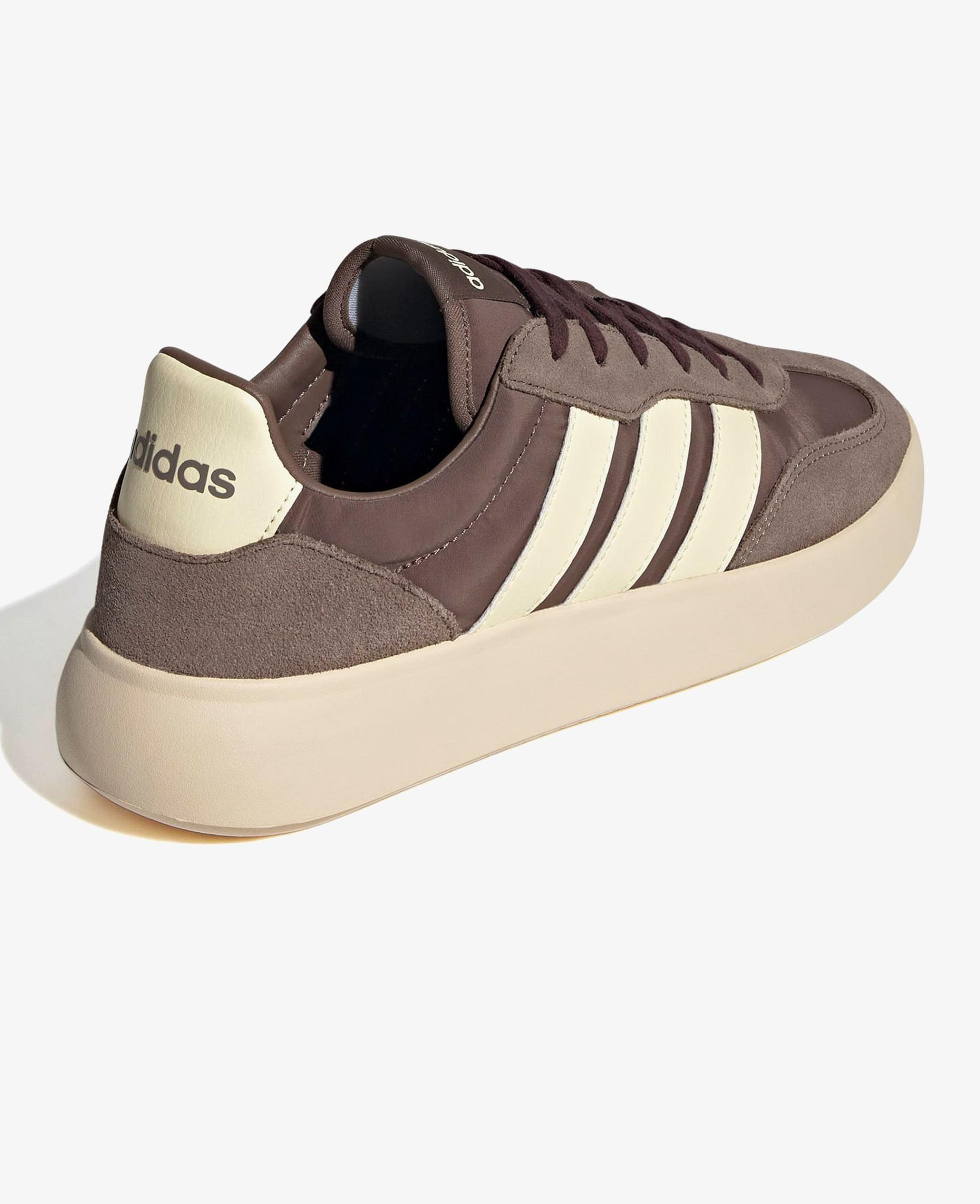 adidas Barreda Decode Erkek Kahverengi Spor Ayakkabı