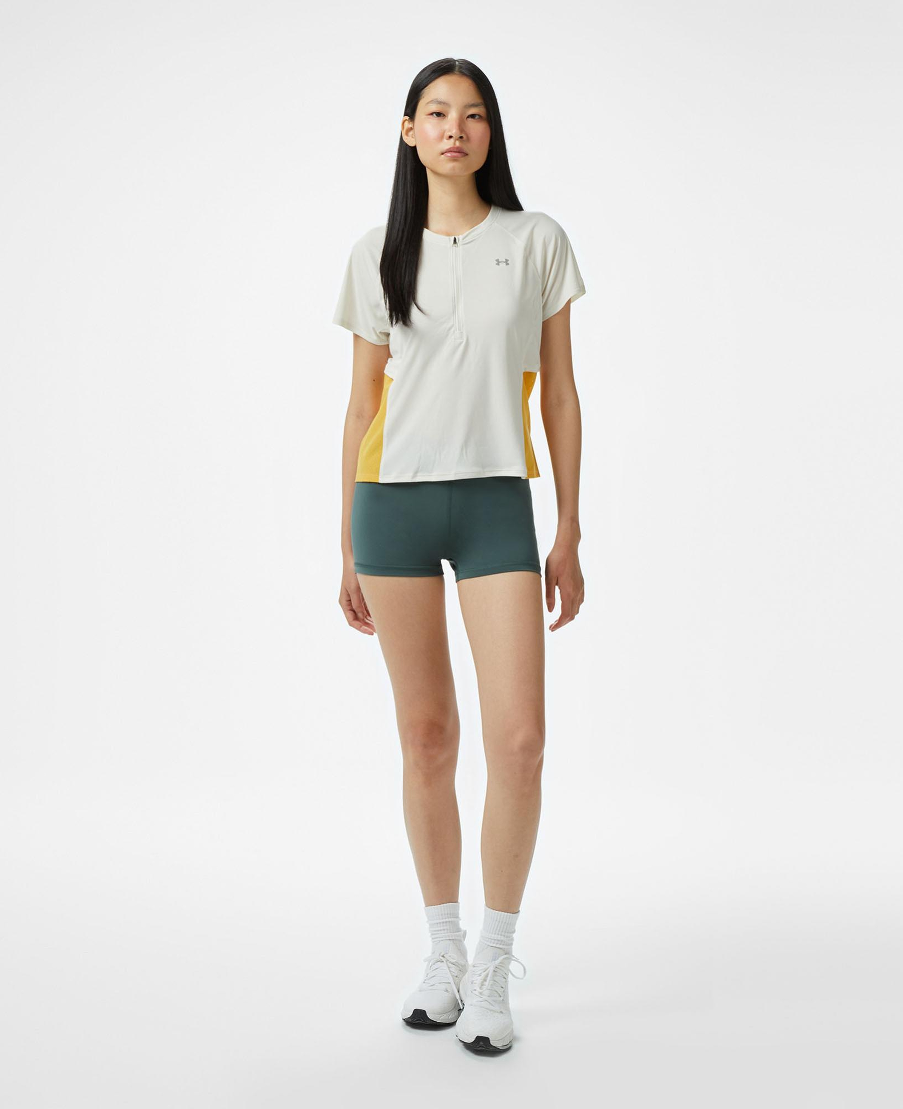 Under Armour Trail Run Kadın Beyaz Koşu T-Shirt