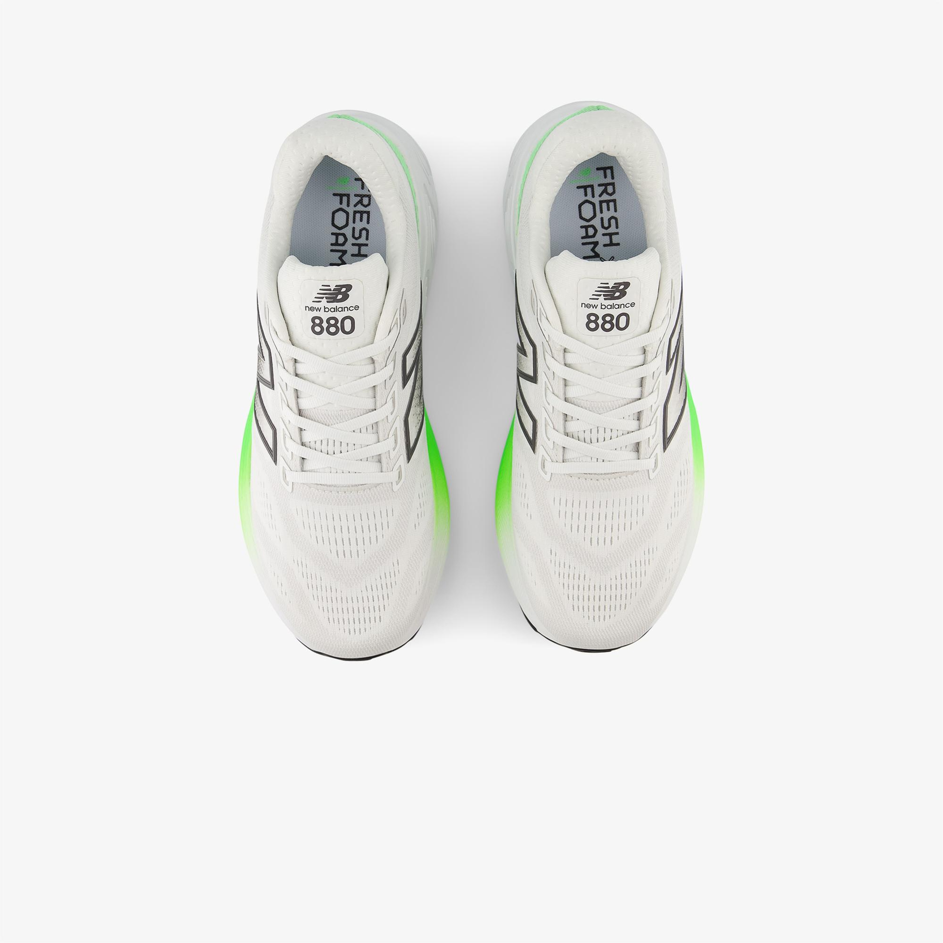 New Balance Fresh Foam 880 Erkek Beyaz Koşu Ayakkabısı