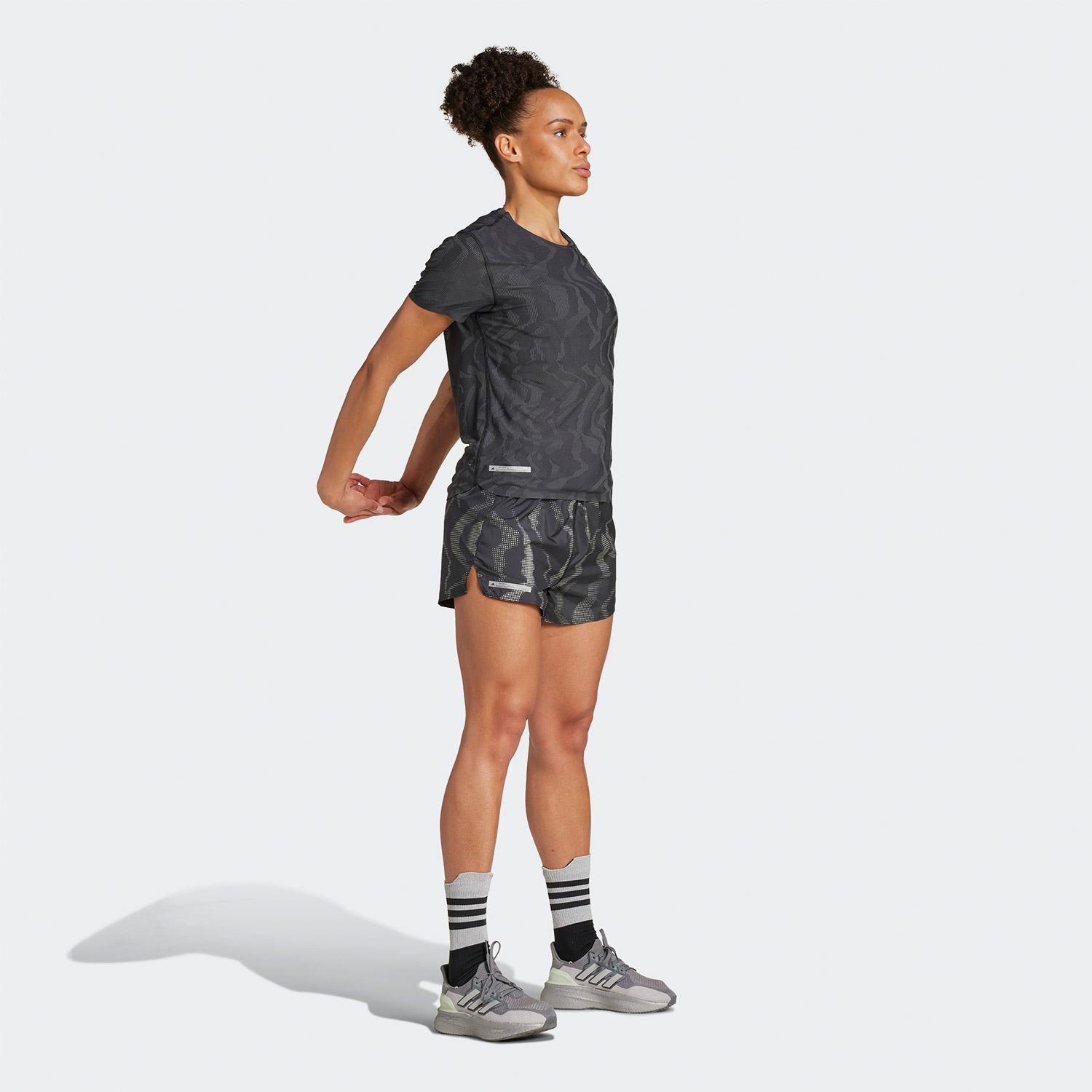 adidas Ultimate Wind Rdy Kadın Gri Koşu Şortu