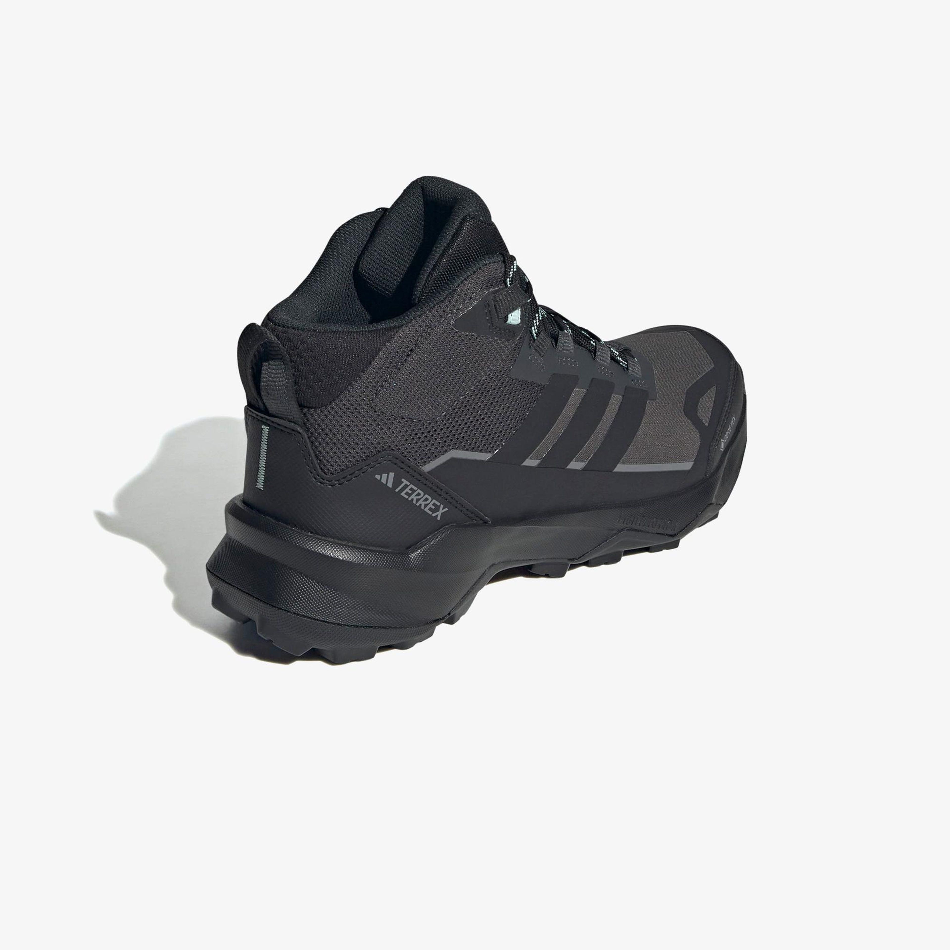 adidas Terrex Skychaser Ax5 Mid Gore-Tex Kadın Gri Yürüyüş Ayakkabısı