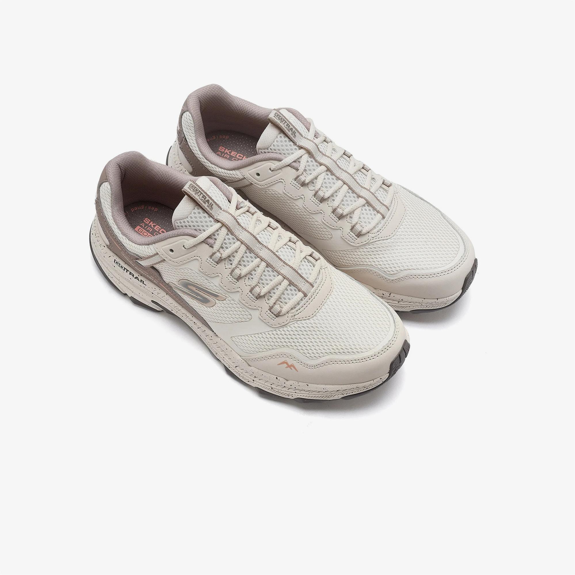 Skechers Go Run Trail Altitude 2.0 Ravine Kadın Bej Koşu Ayakkabısı
