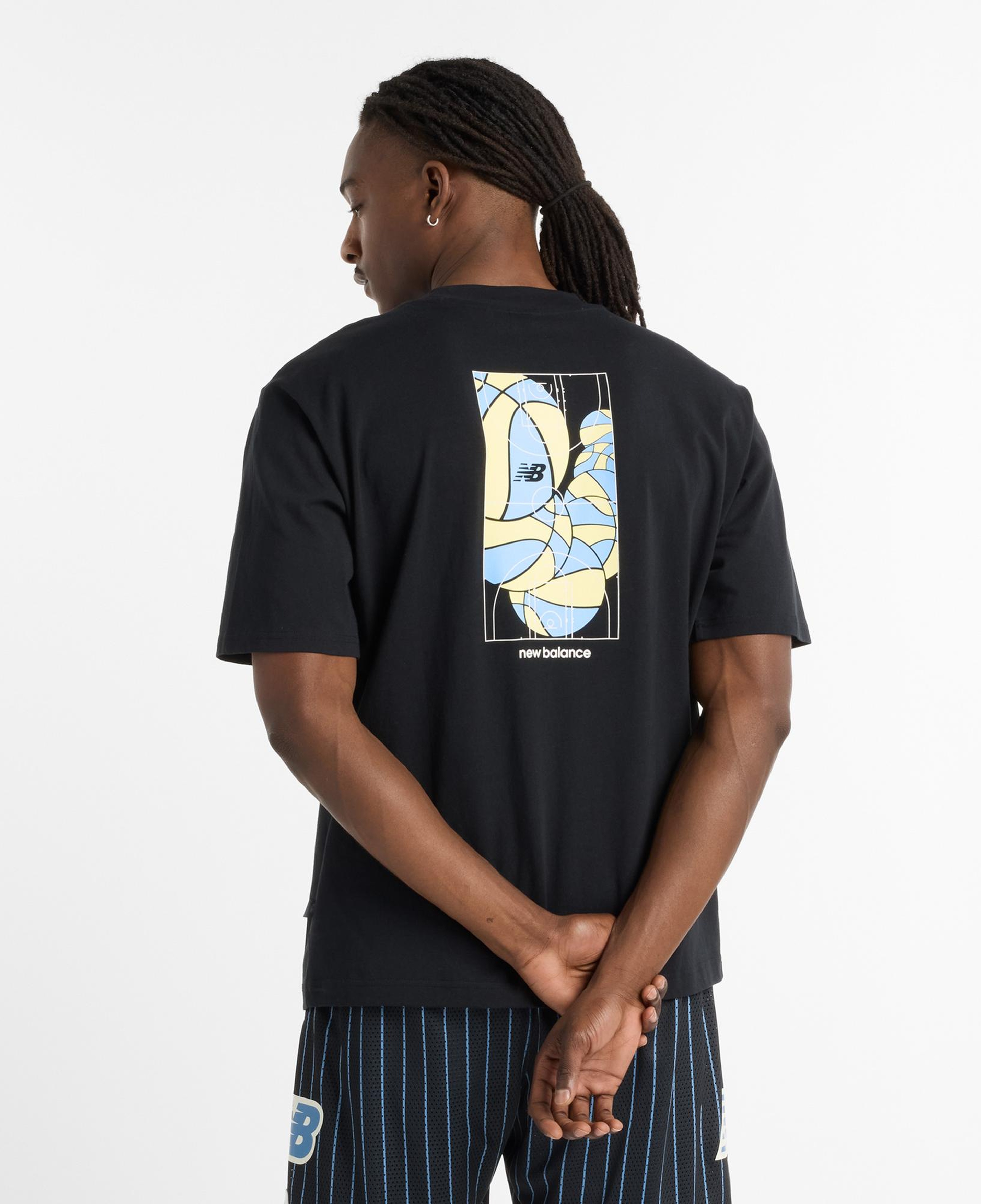 New Balance Hoops Mosaic Court Graphic Erkek Siyah T-Shirt