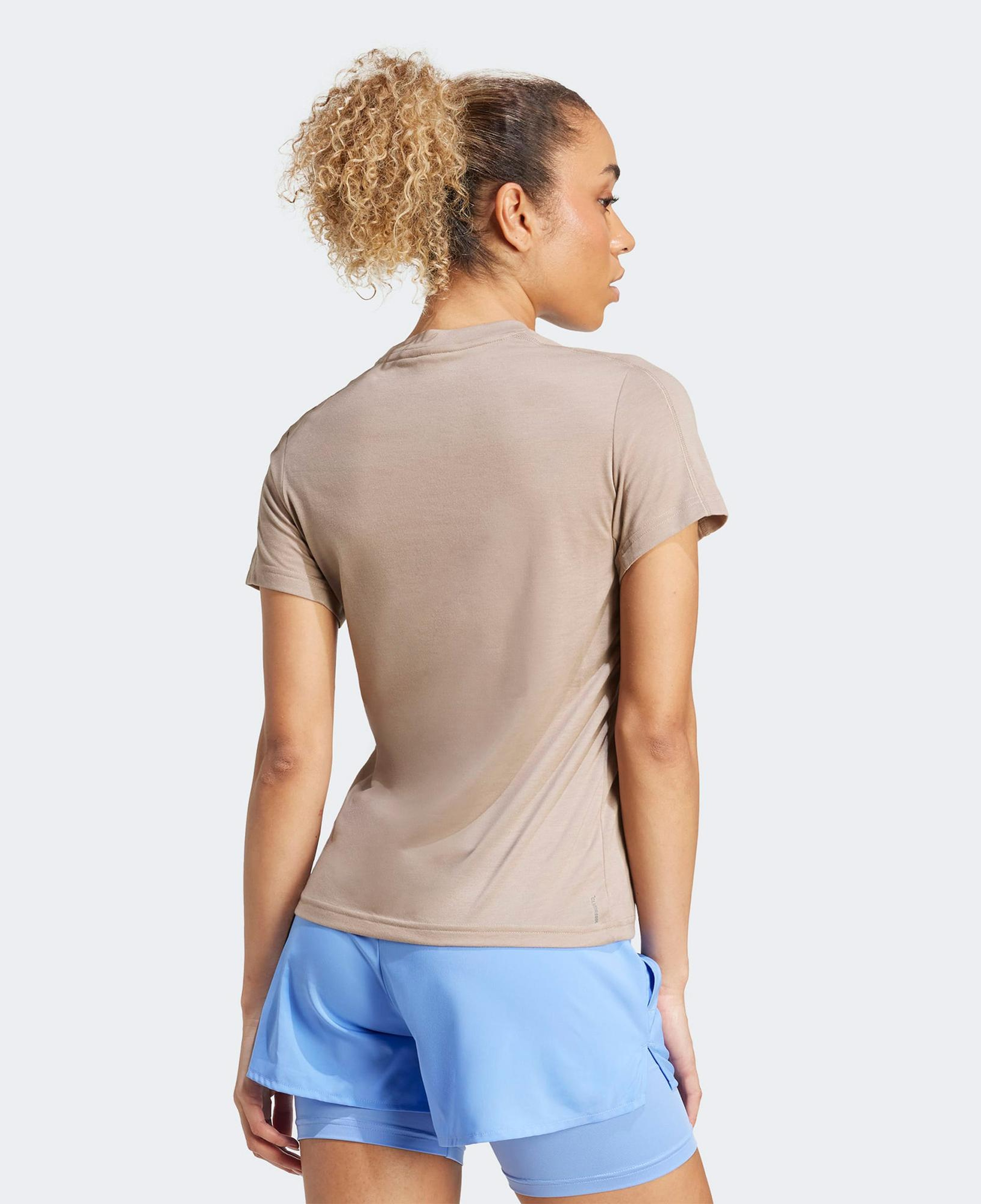 adidas Aeroready Train Essentials Minimal Branding Crewneck Kadın Kahverengi Antrenman T-Shirt