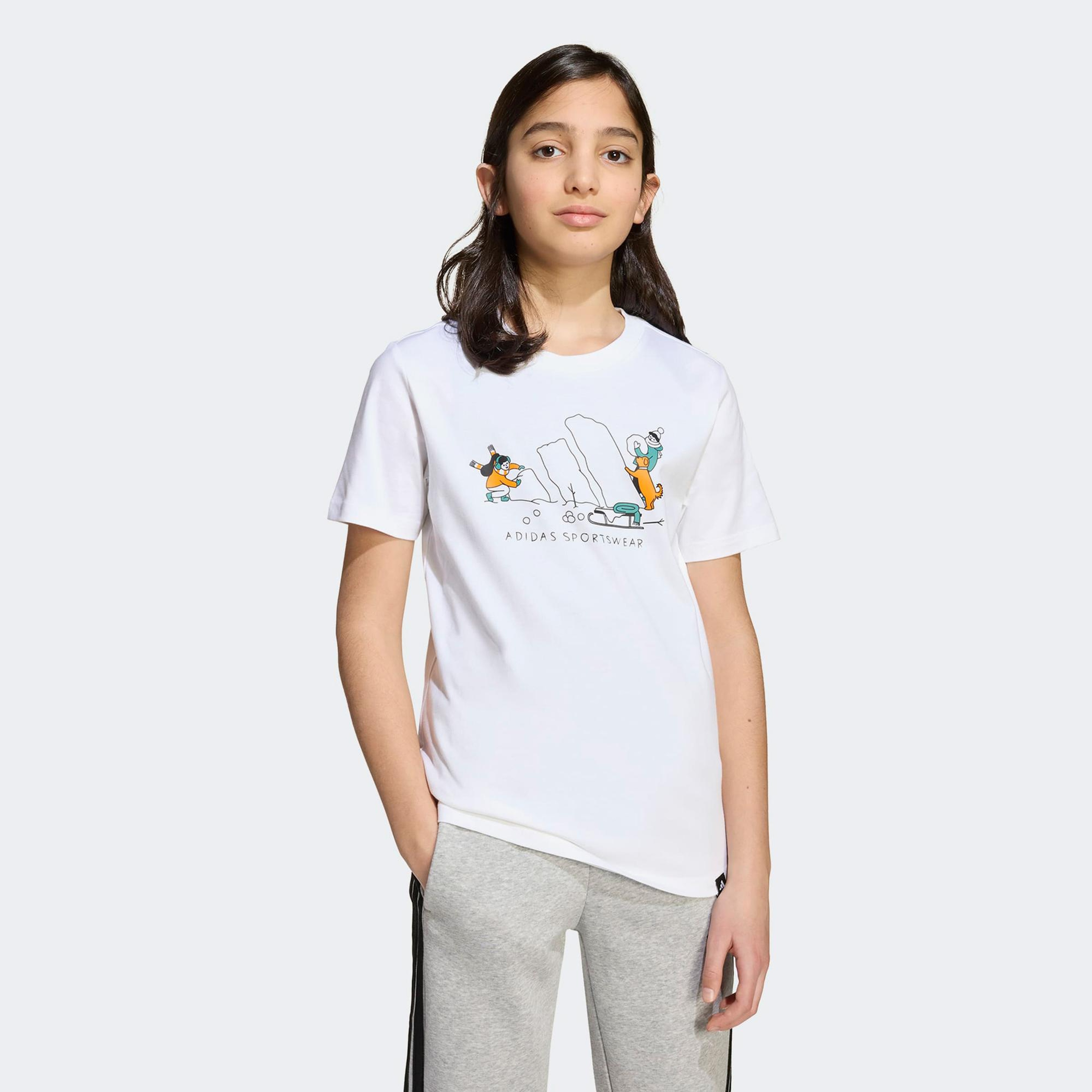 adidas Winter Sports Graphic Çocuk Beyaz T-Shirt
