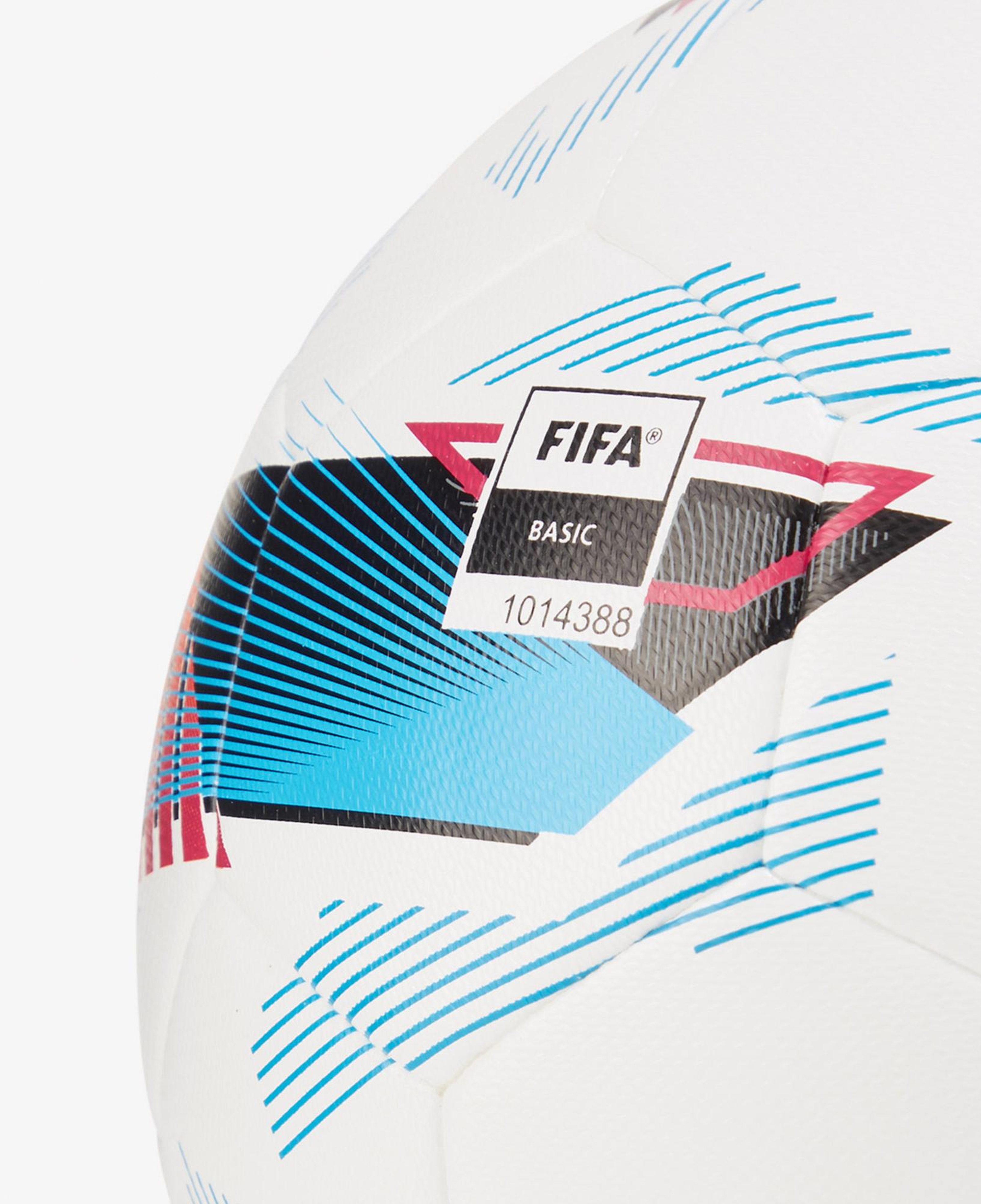 Puma Orbita 4 Süper Lig Fifa Basic Unisex Beyaz Futbol Topu