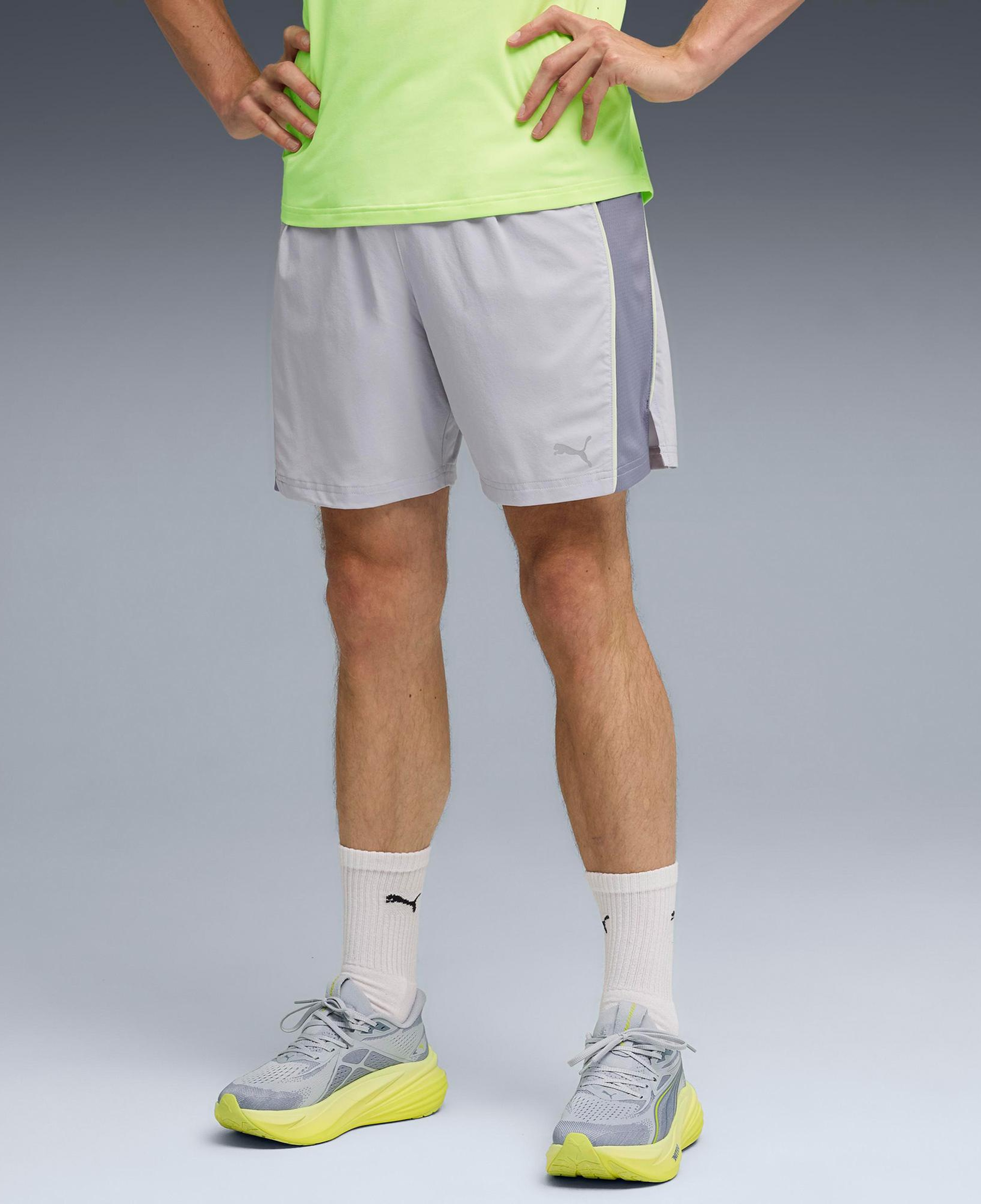 Puma Run Velocity 7 Erkek Gri Koşu Şortu