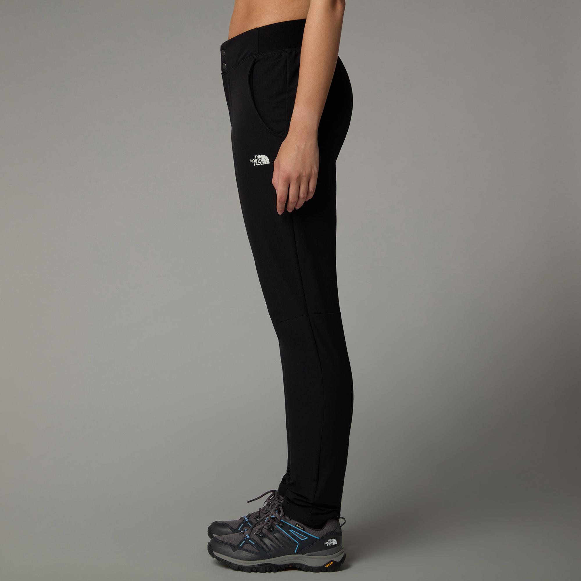 The North Face Softshell Kadın Siyah Outdoor Pantolon