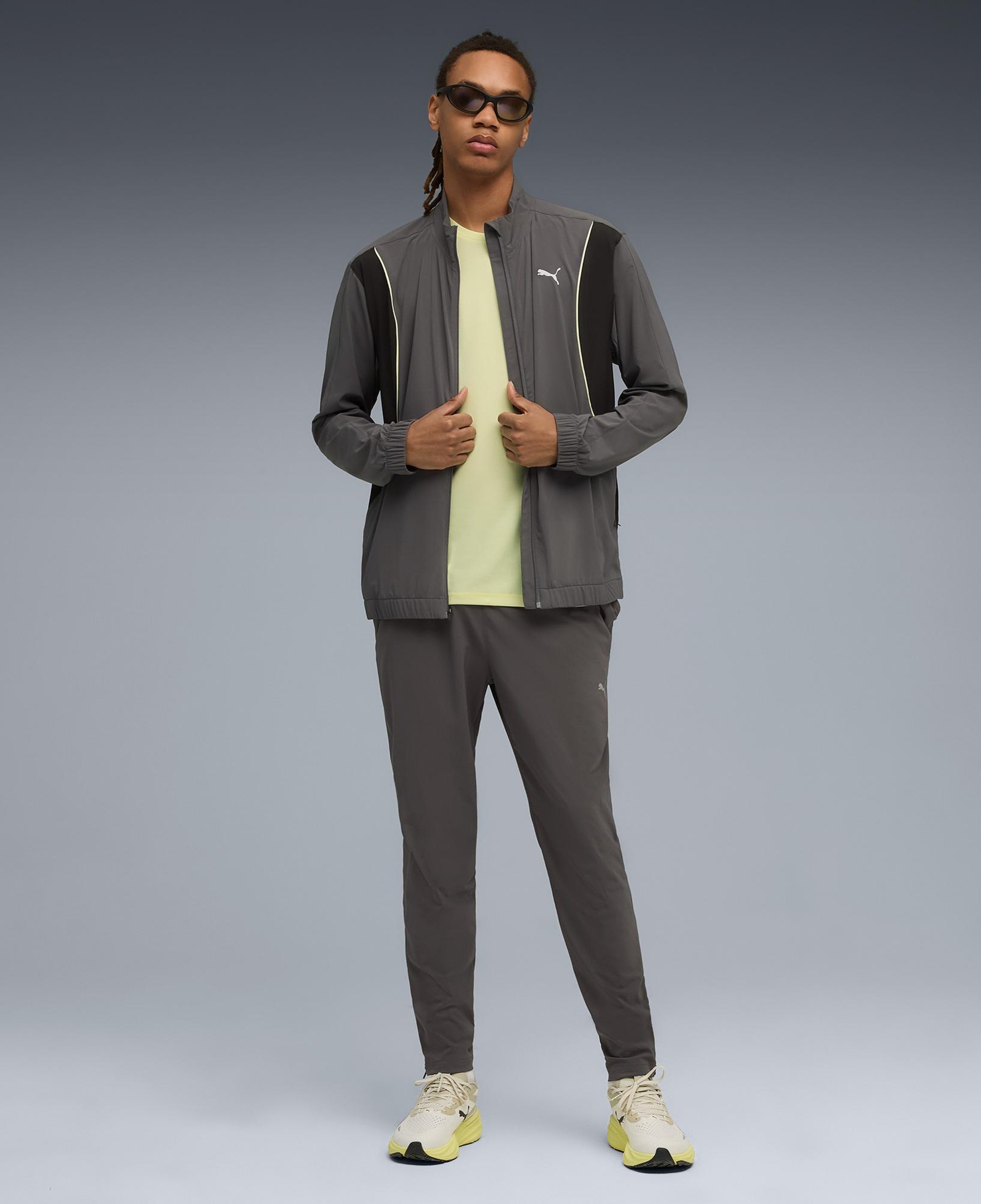 Puma Run Velocity Woven Erkek Gri Koşu Ceketi