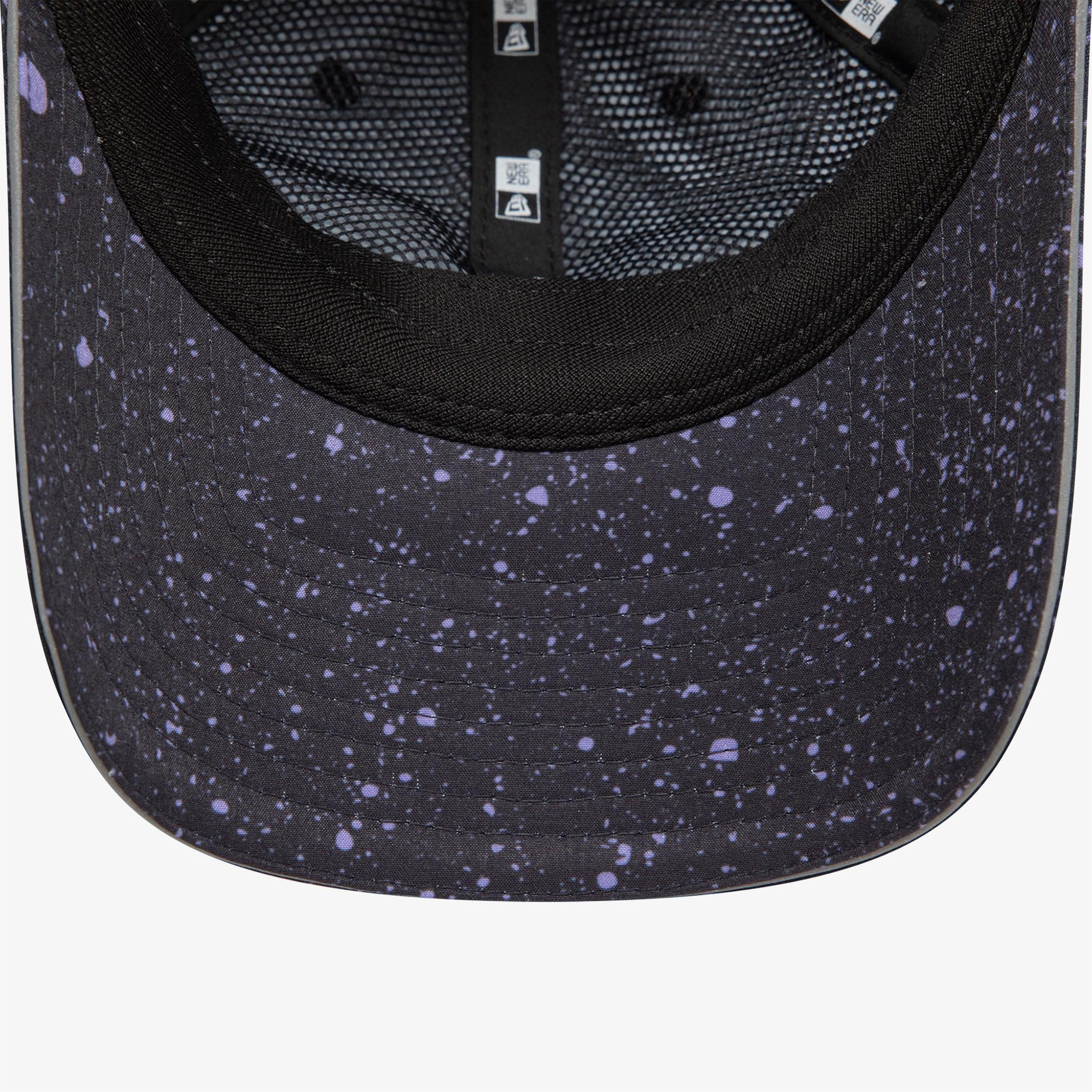 New Era Aop Open Back Newera Kadın Siyah Şapka