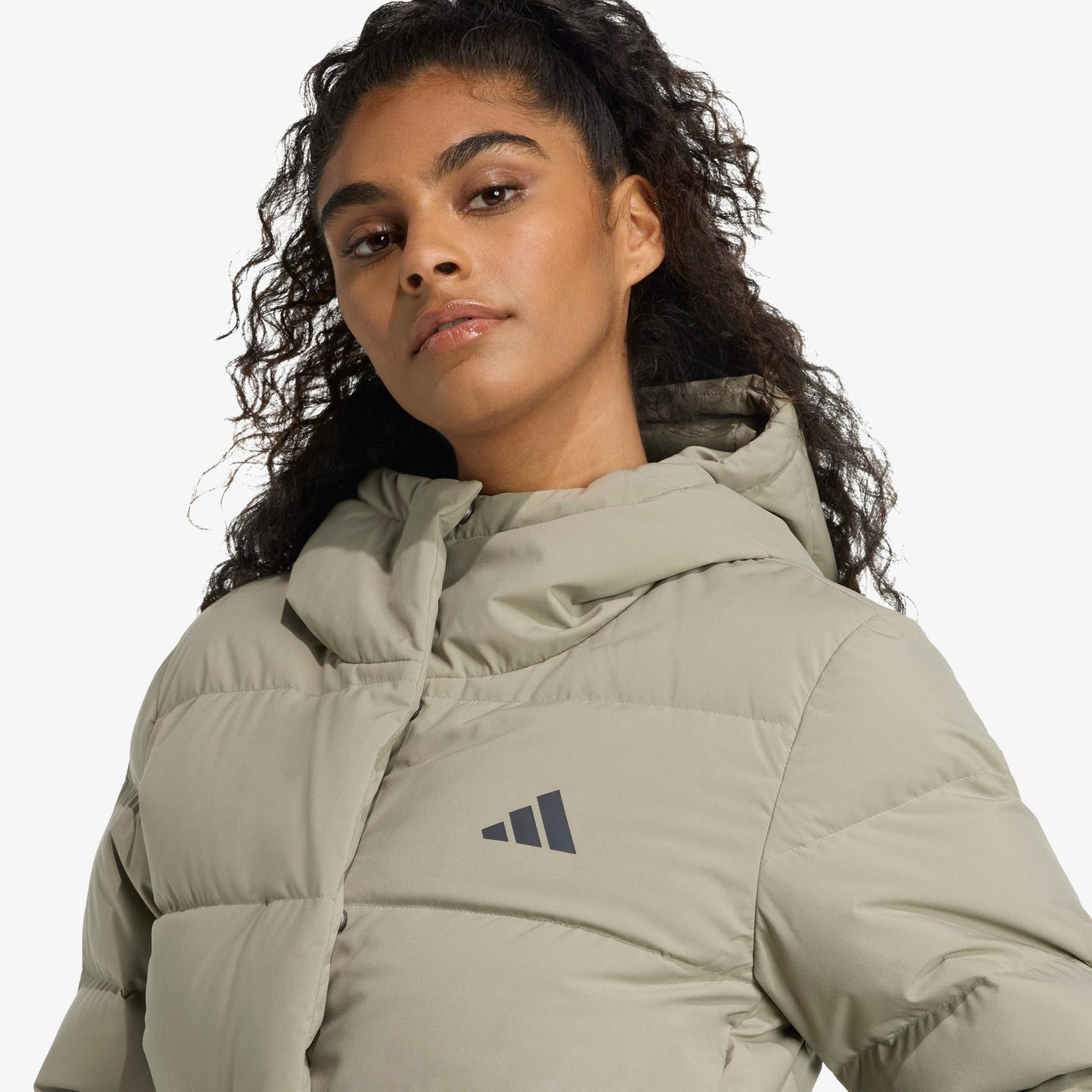 adidas Helionic Climawarm Dolgulu Kapüşonlu Kadın Yeşil Outdoor Montu