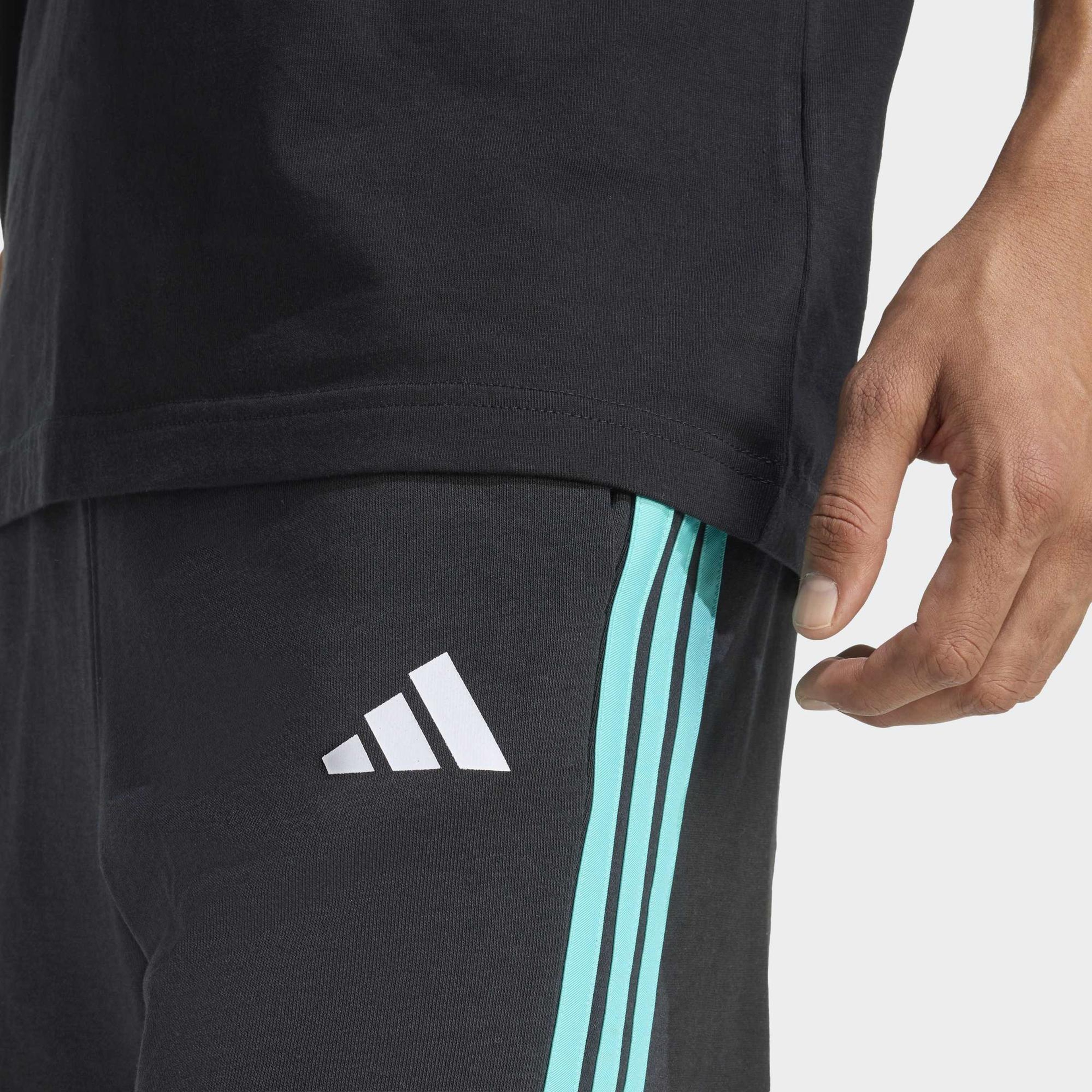 adidas Mercedes Amg Petronas Formula 1 Team Dna Erkek Siyah Şort