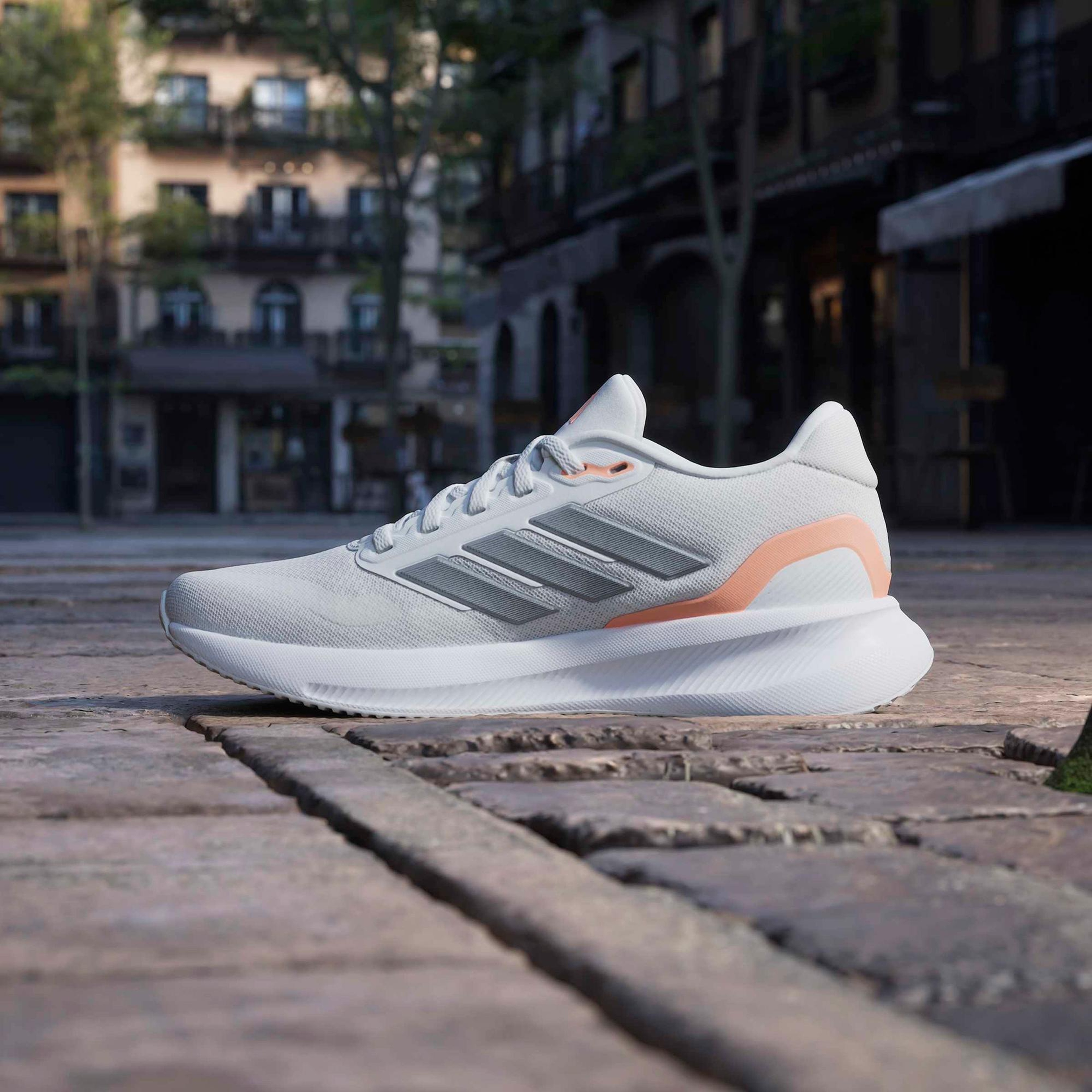 adidas Runfalcon 5 Kadın Gri Koşu Ayakkabısı