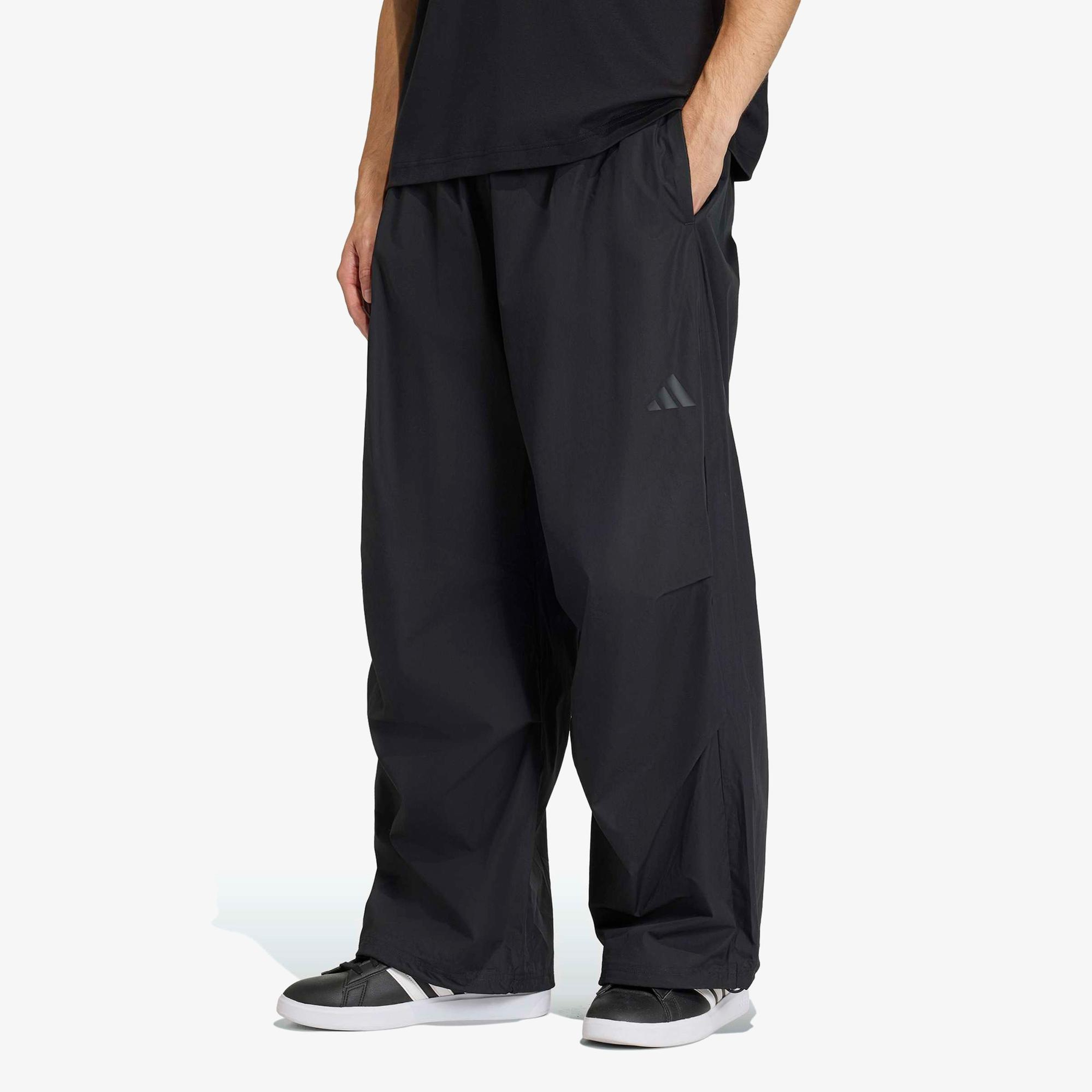 adidas City Tech Dokuma Erkek Siyah Antrenman Eşofman Altı