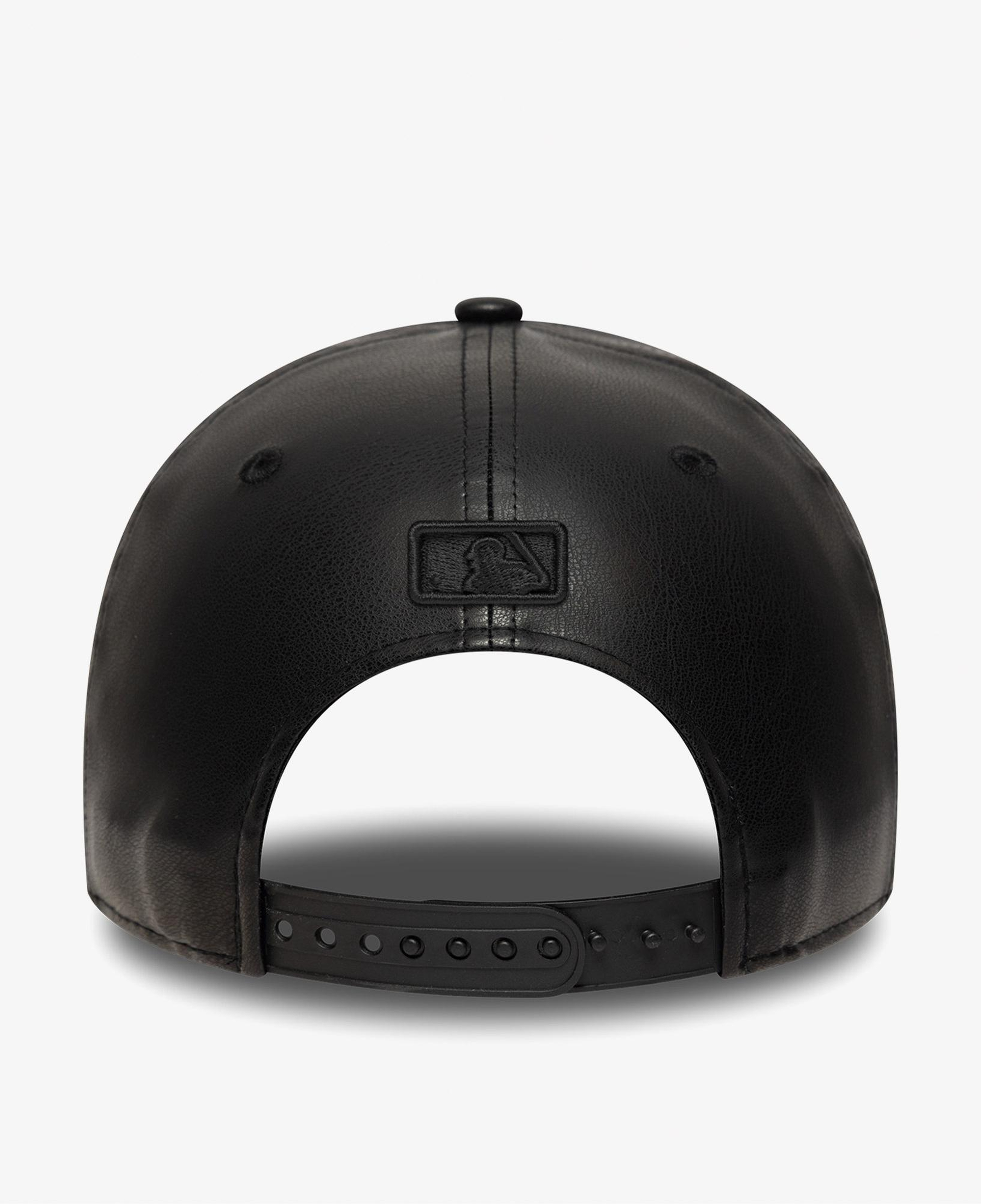 New Era 9Forty M-Crown MLB New York Yankees Unisex Siyah Şapka