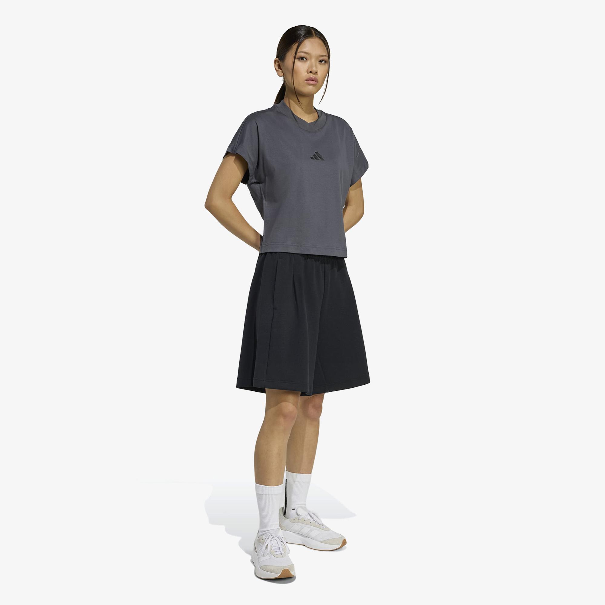 adidas All Szn Kadın Gri Antrenman T-Shirt