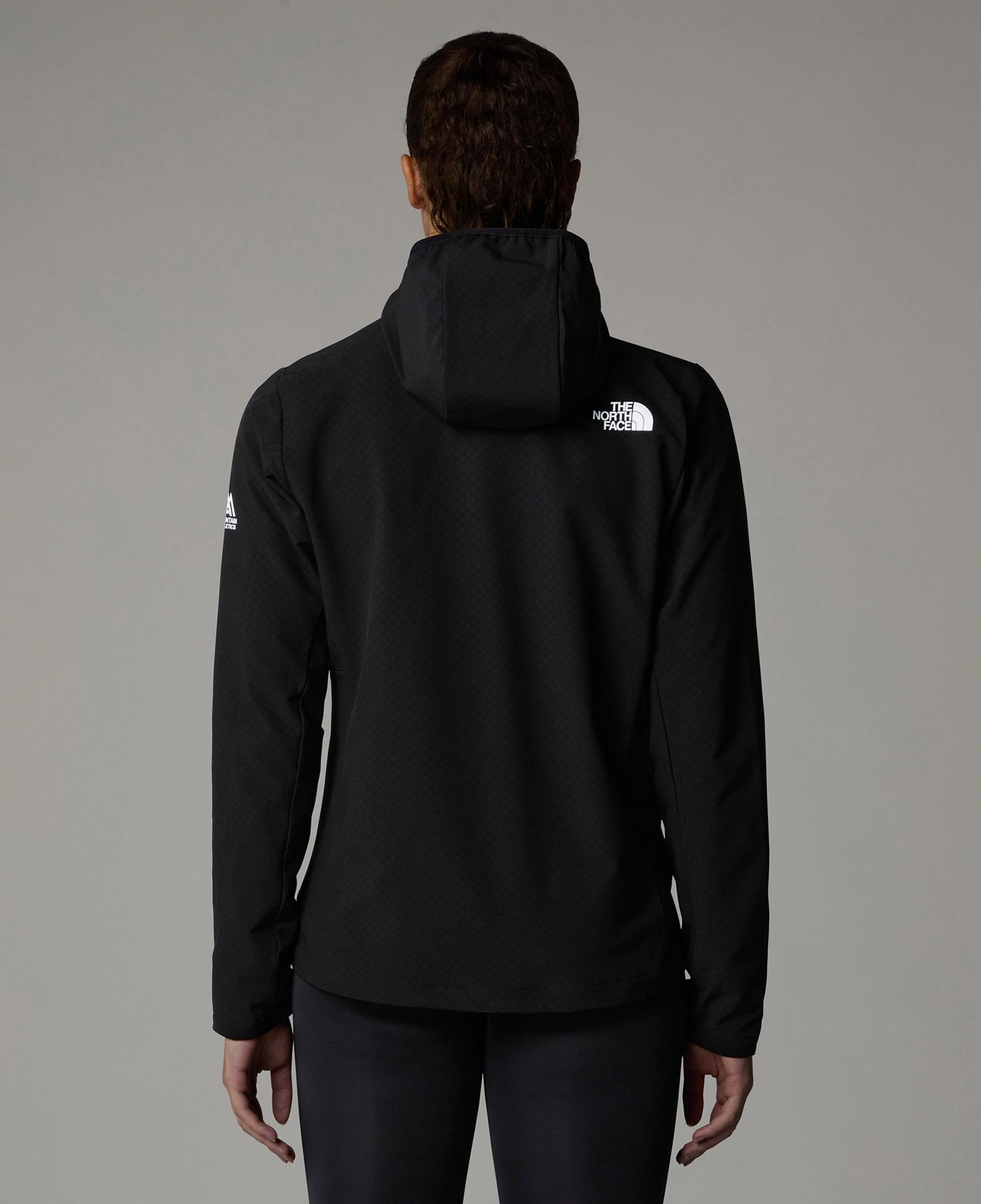 The North Face Mountain Athletics Softshell Kadın Siyah Koşu Mont