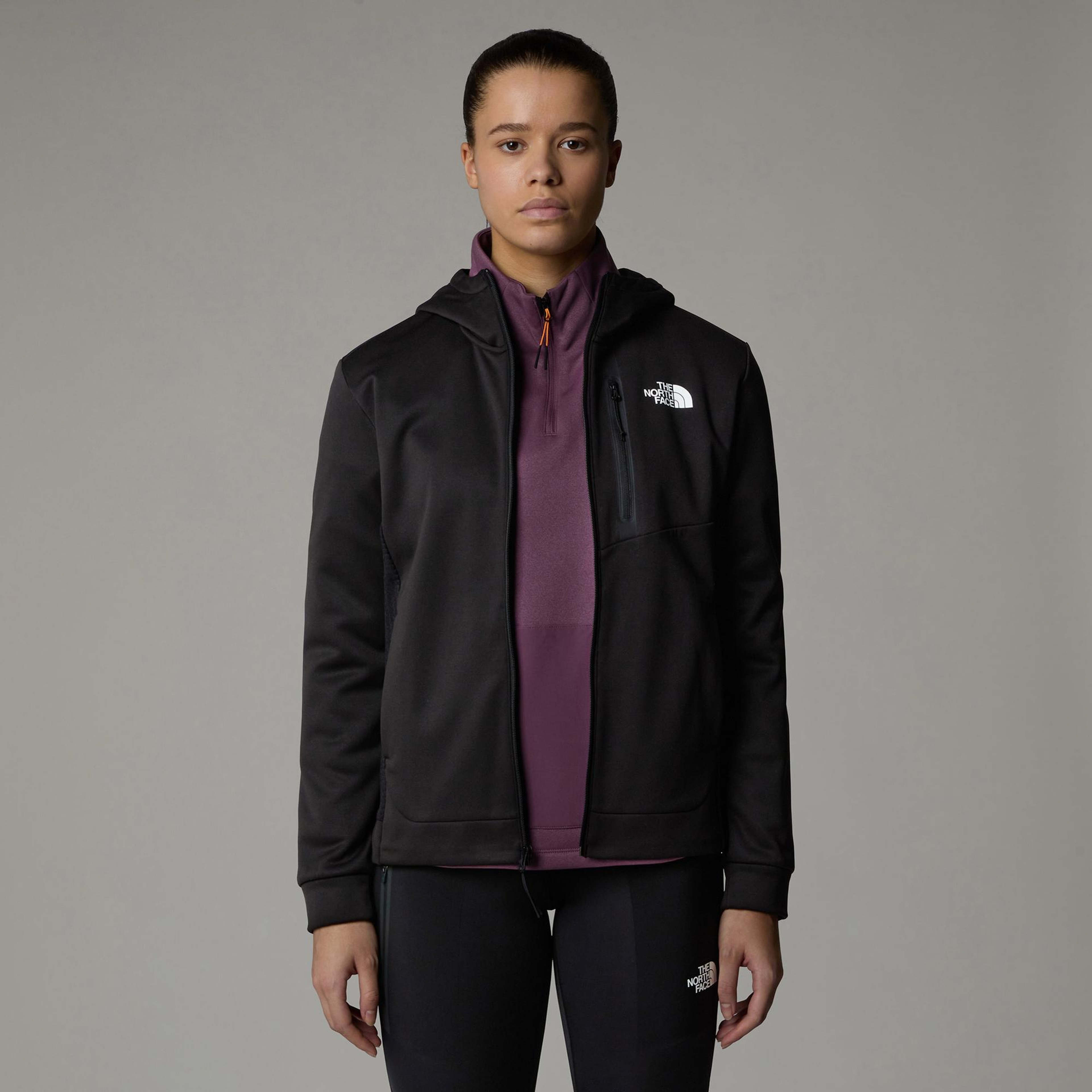 The North Face Mountain Athletics Softshell Kadın Siyah Koşu Mont