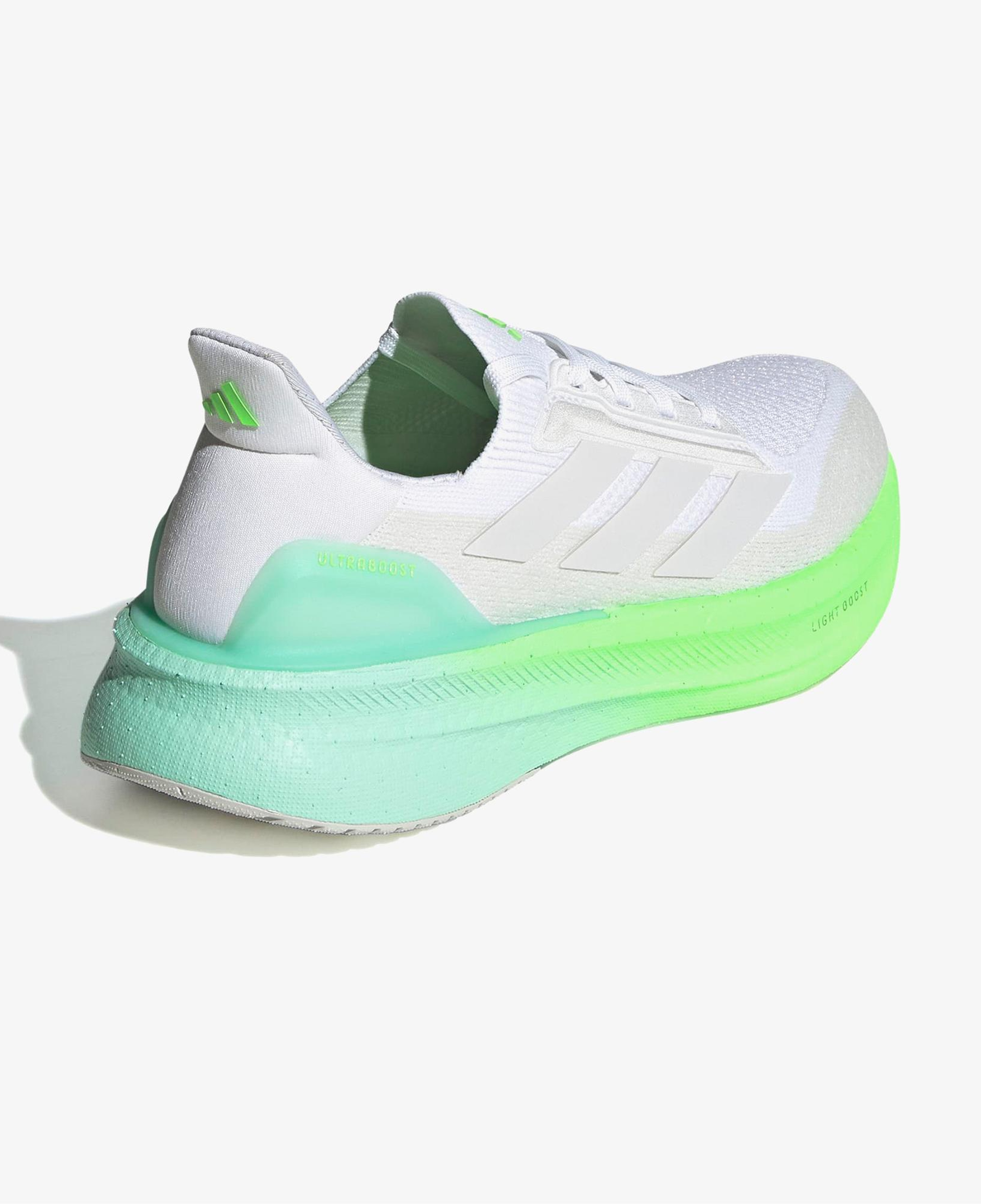 adidas Ultraboost 5X Kadın Beyaz Koşu Ayakkabısı