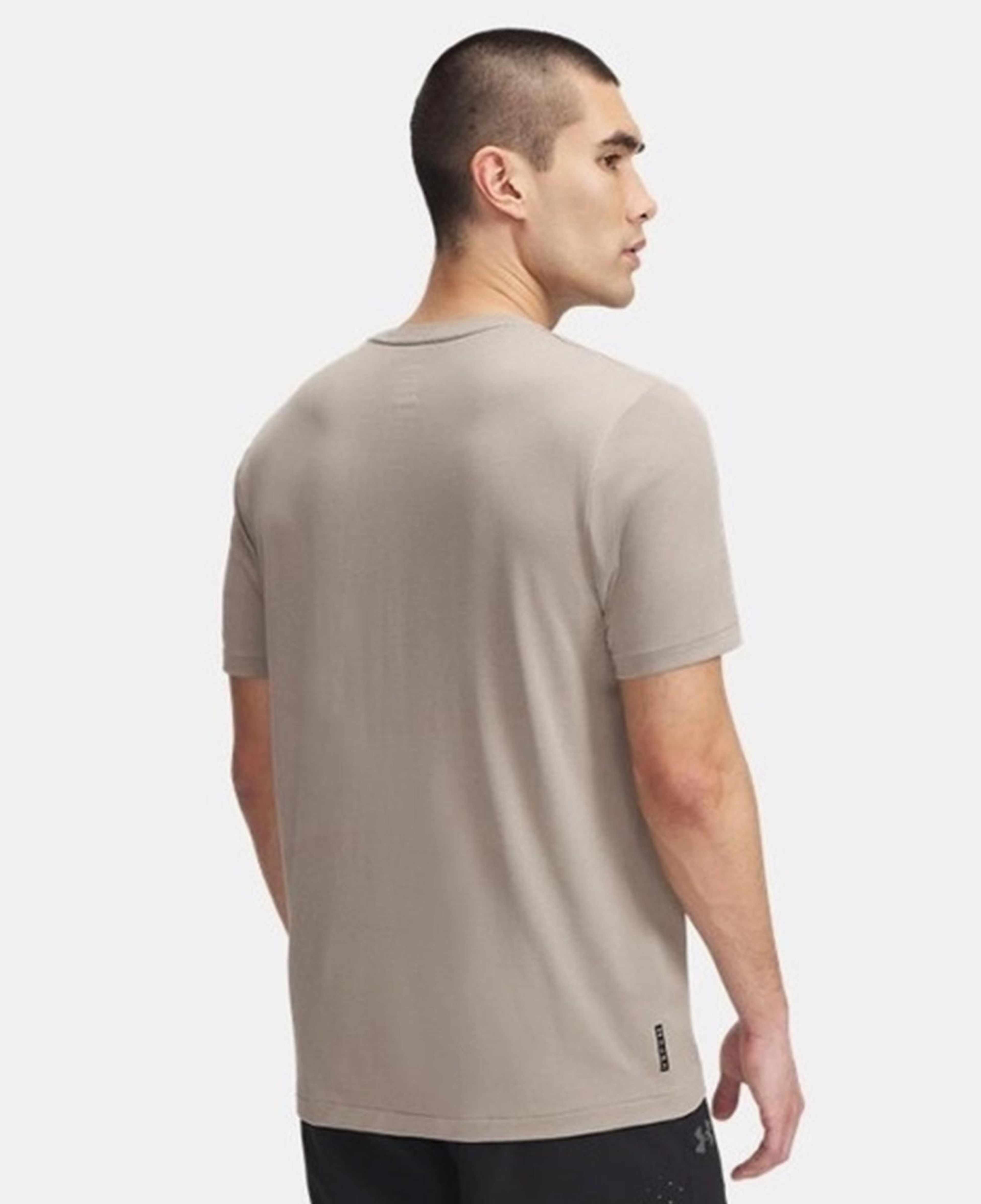 Under Armour Vanish Elite Dikişsiz Erkek Bej T-Shirt