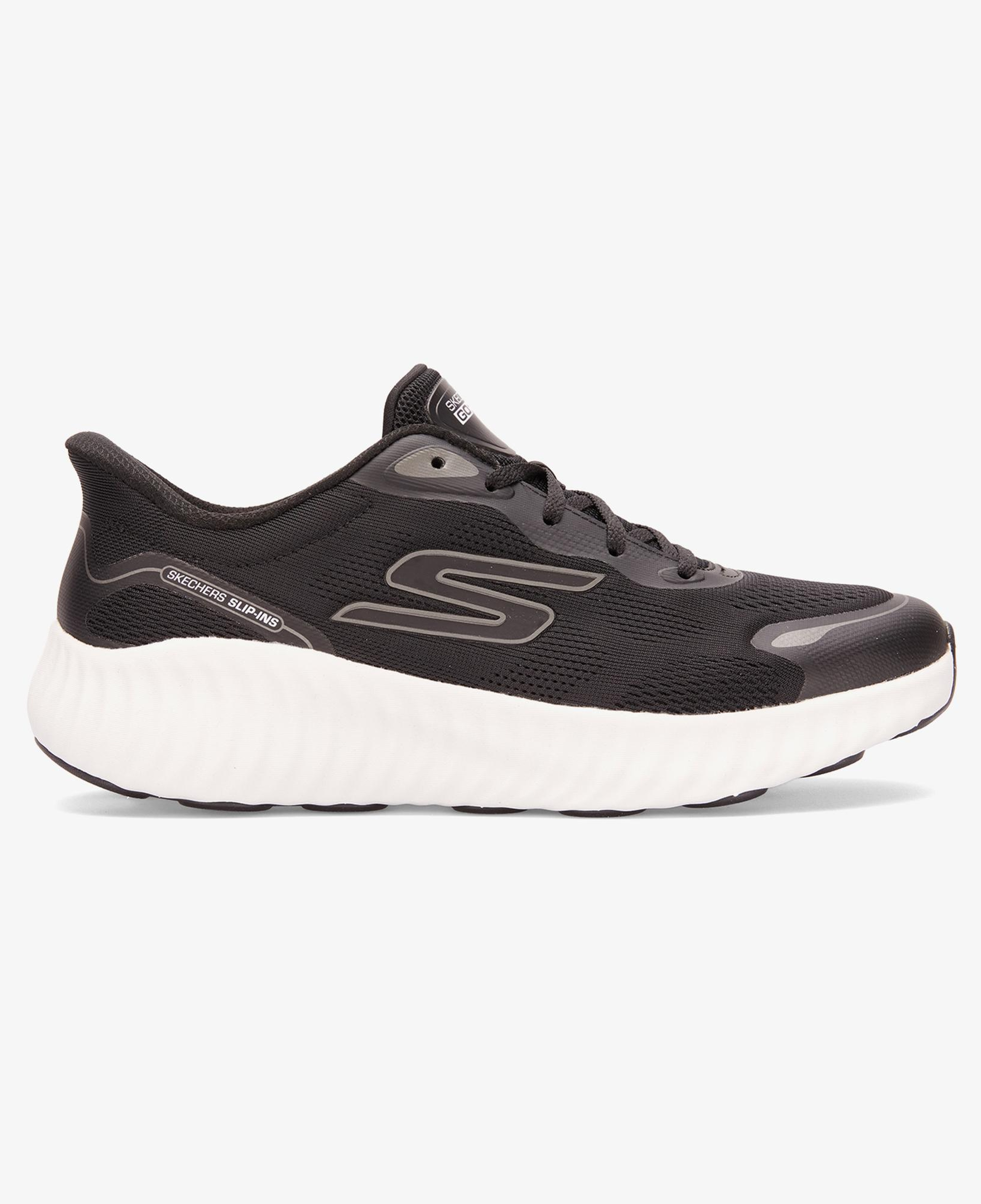 Skechers Go Run Now Kadın Siyah Koşu Ayakkabısı