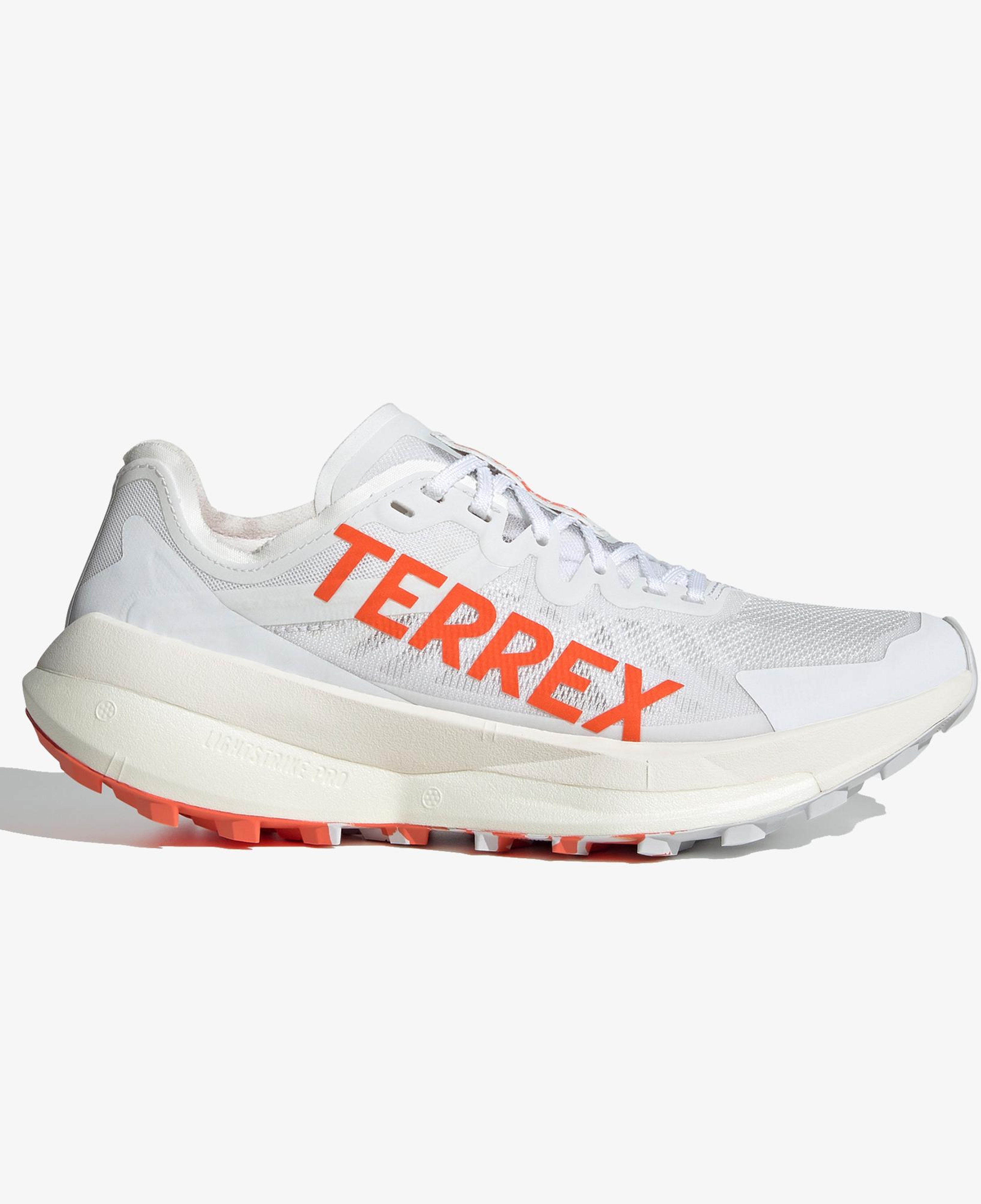 adidas Terrex Agravic Speed Arazi Kadın Beyaz Koşu Ayakkabısı