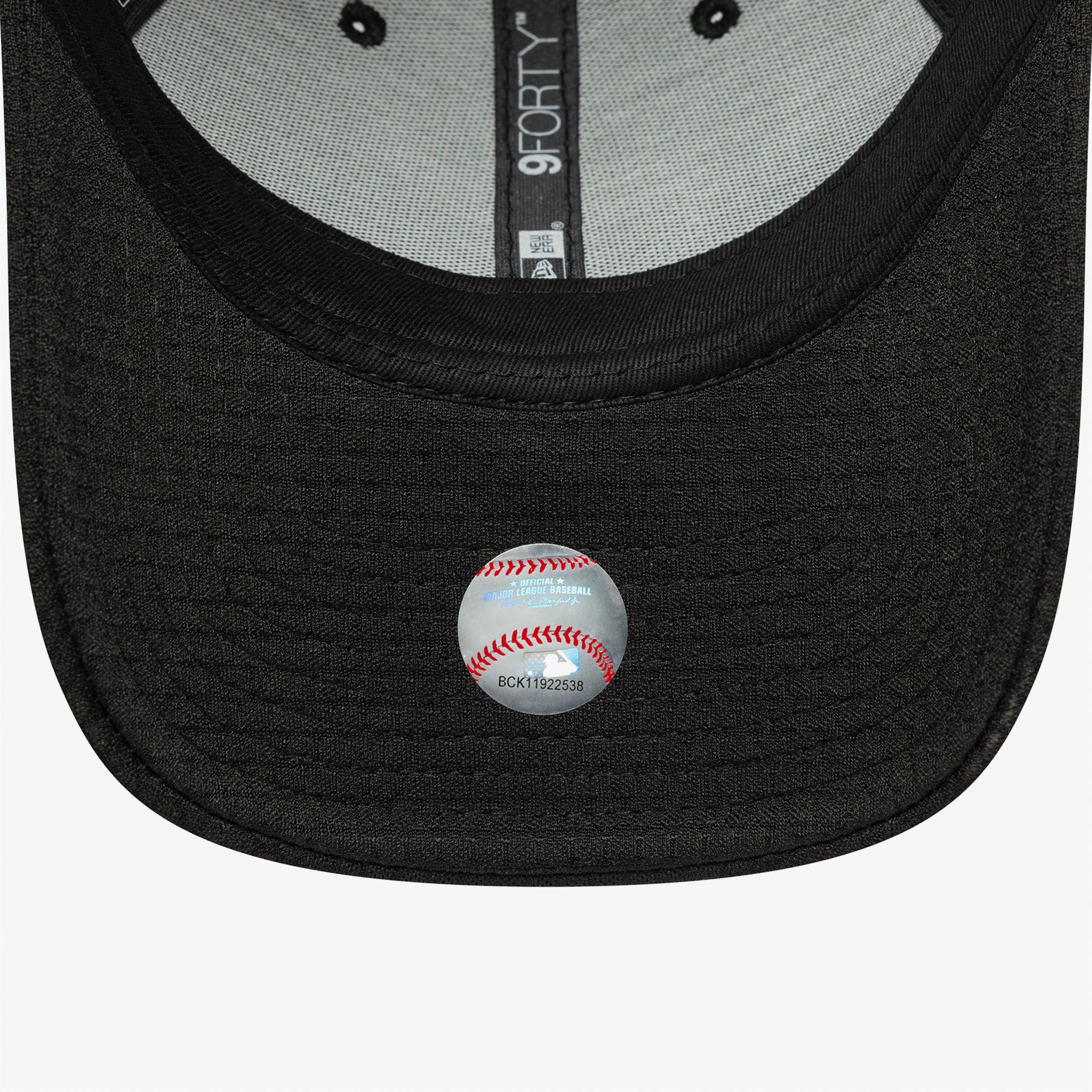 New Era New York Yankees MLB Flawless 9FORTY Unisex Siyah Şapka