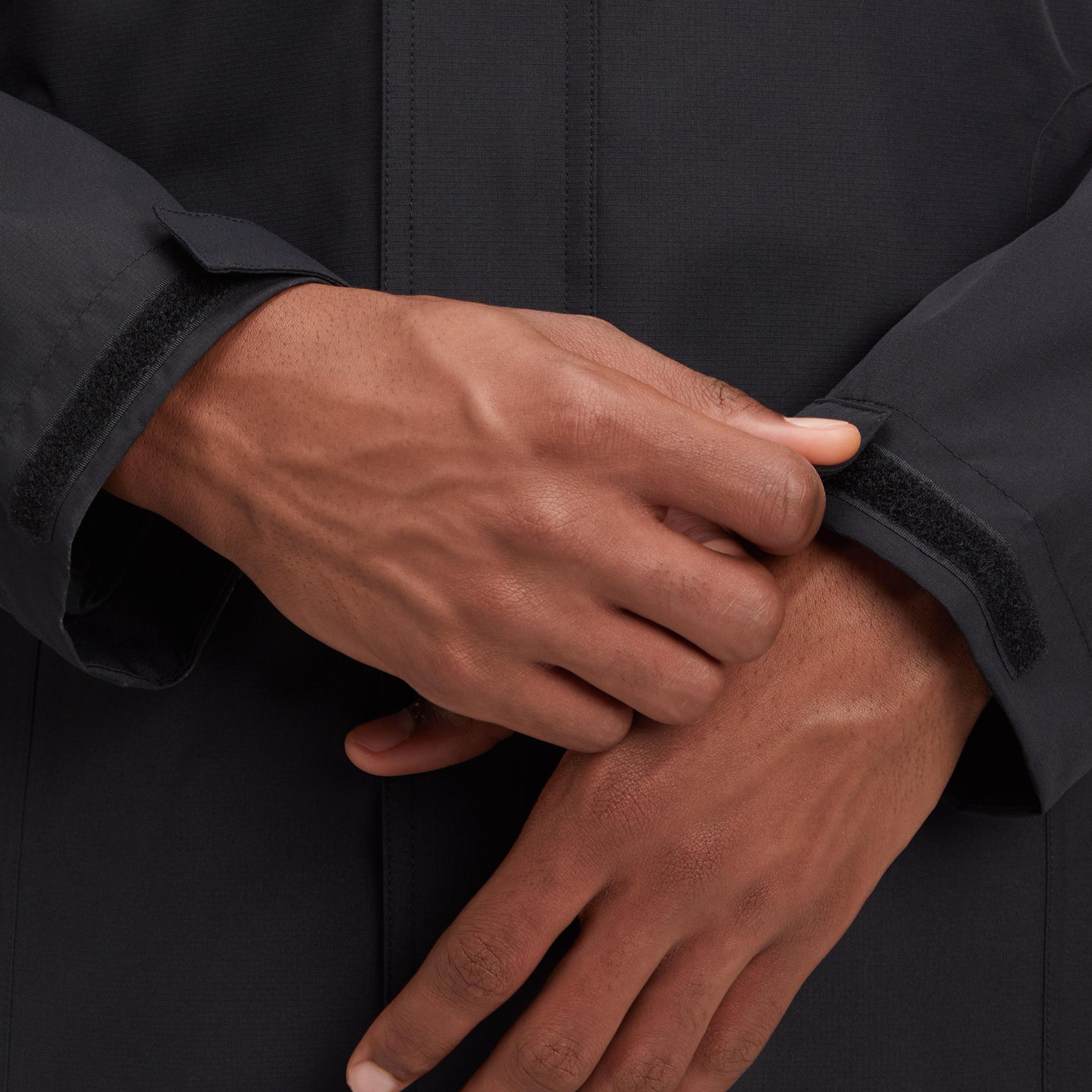 McKinley Carlide II Erkek Siyah Outdoor Mont