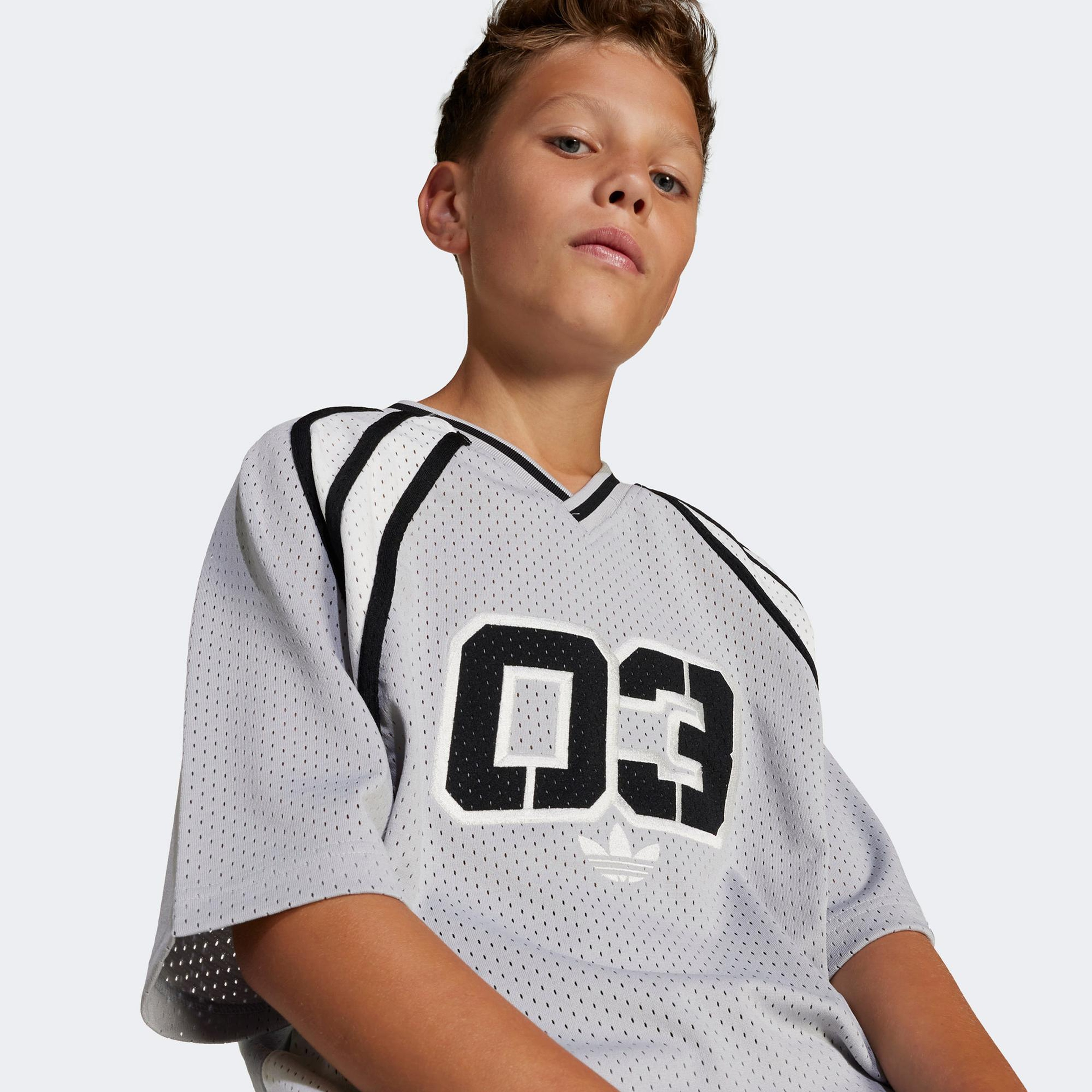 adidas Retro 03 Çocuk Gri T-Shirt