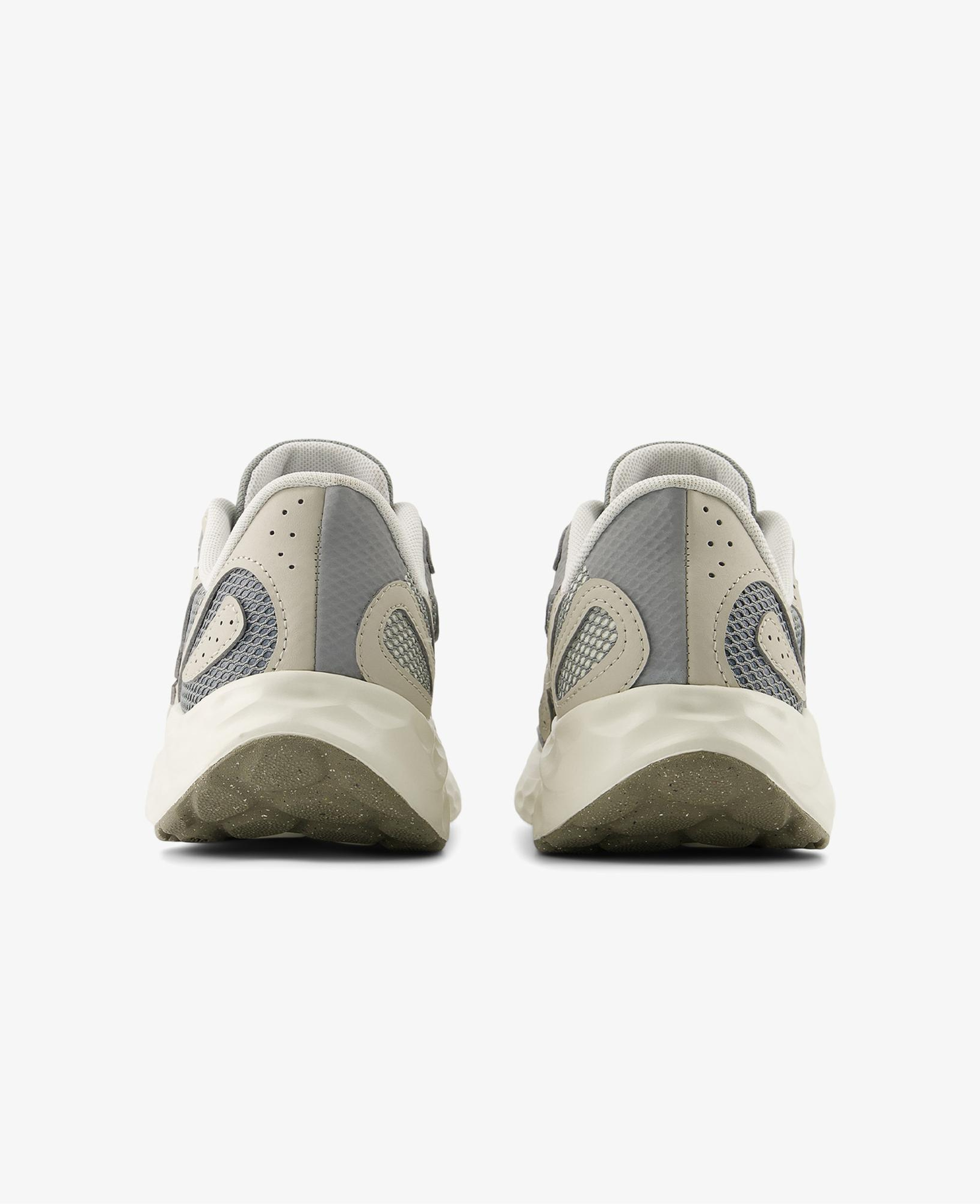 New Balance Arishi Kadın Bej Koşu Ayakkabısı