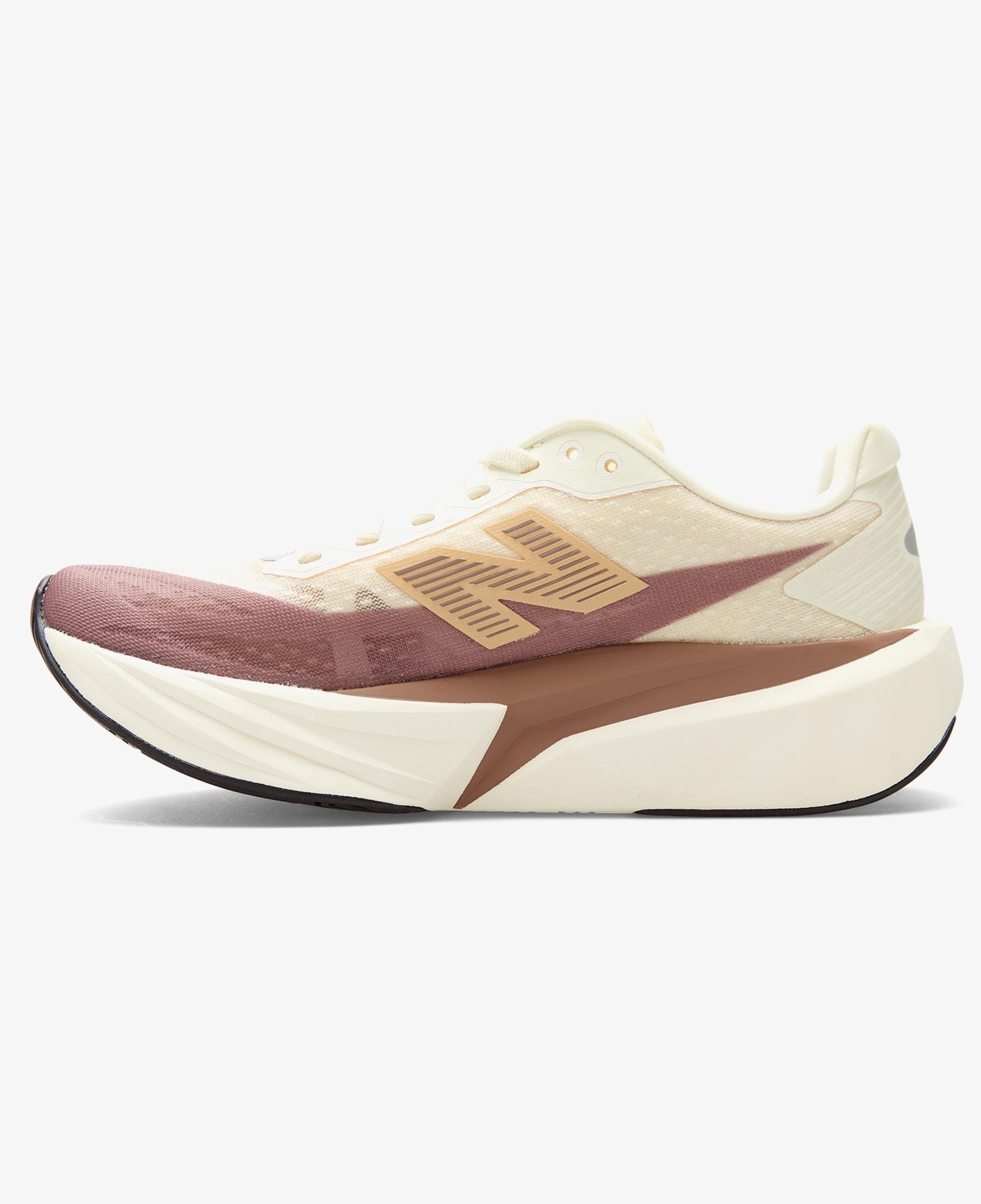 New Balance Rebel Kadın Bej Koşu Ayakkabısı