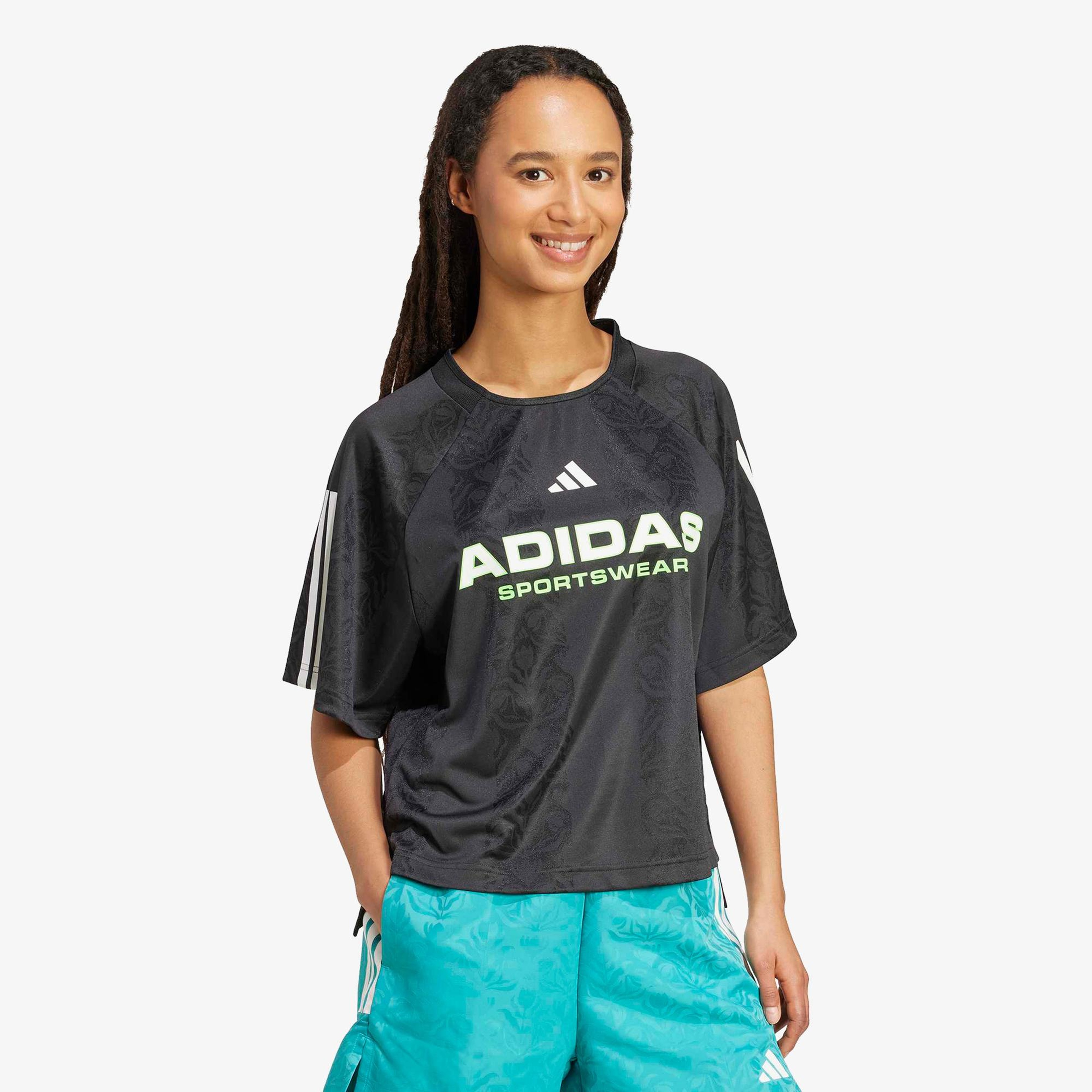 adidas Tiro X Common Goal Jakarli Kadın Siyah T-Shirt