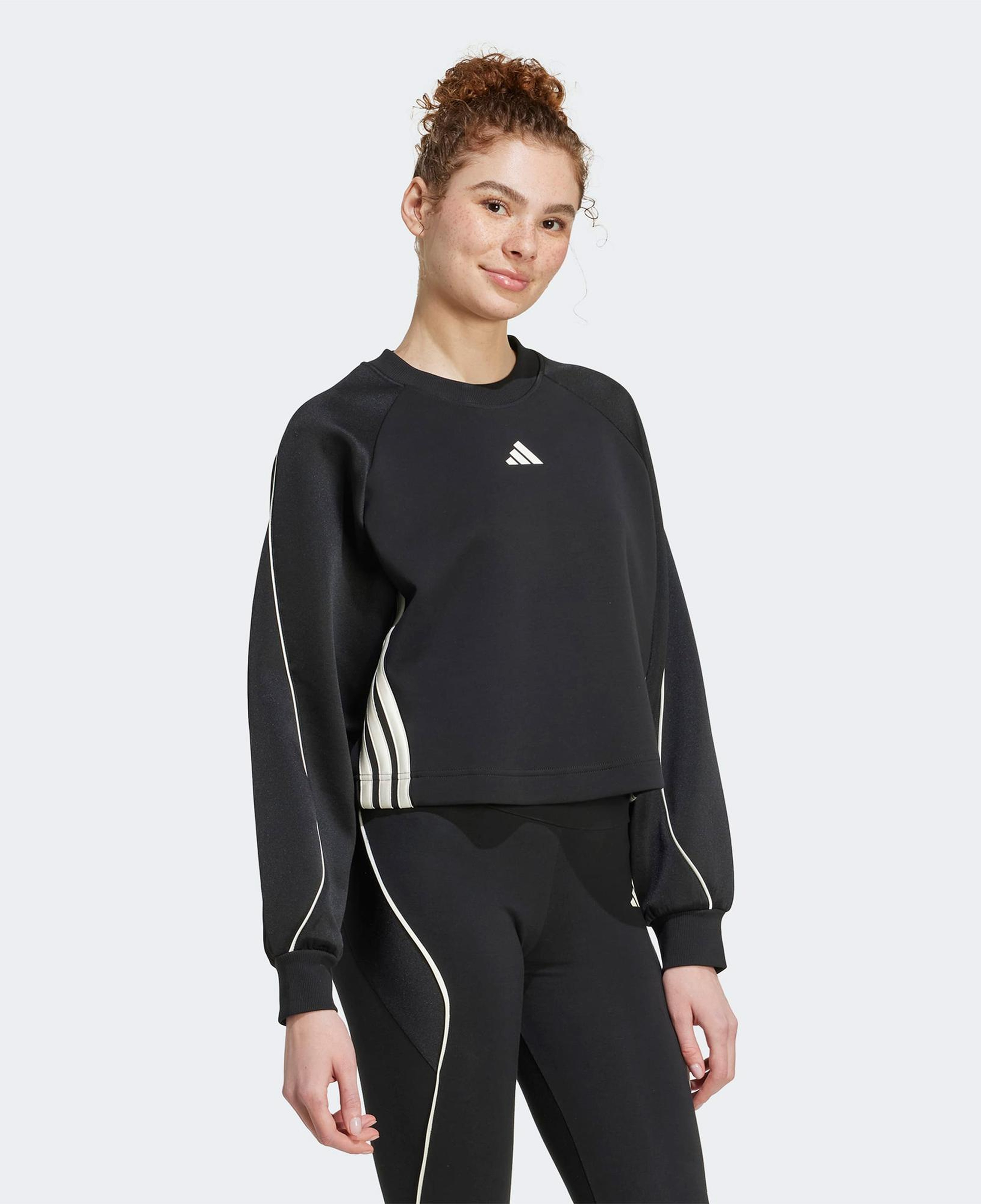 adidas Stadium 3 Stripes Bisiklet Yaka Kadın Siyah Sweatshirt