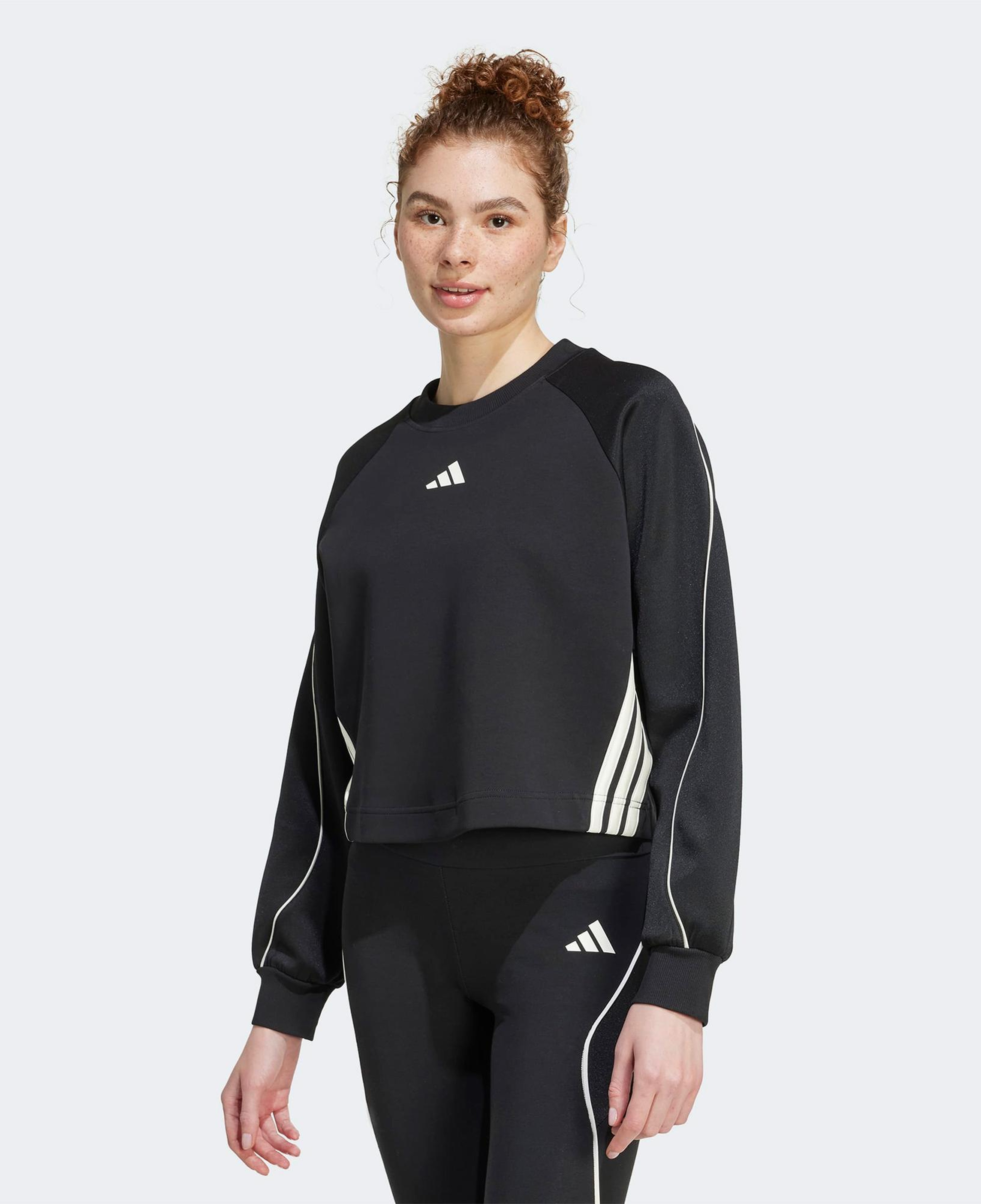 adidas Stadium 3 Stripes Bisiklet Yaka Kadın Siyah Sweatshirt