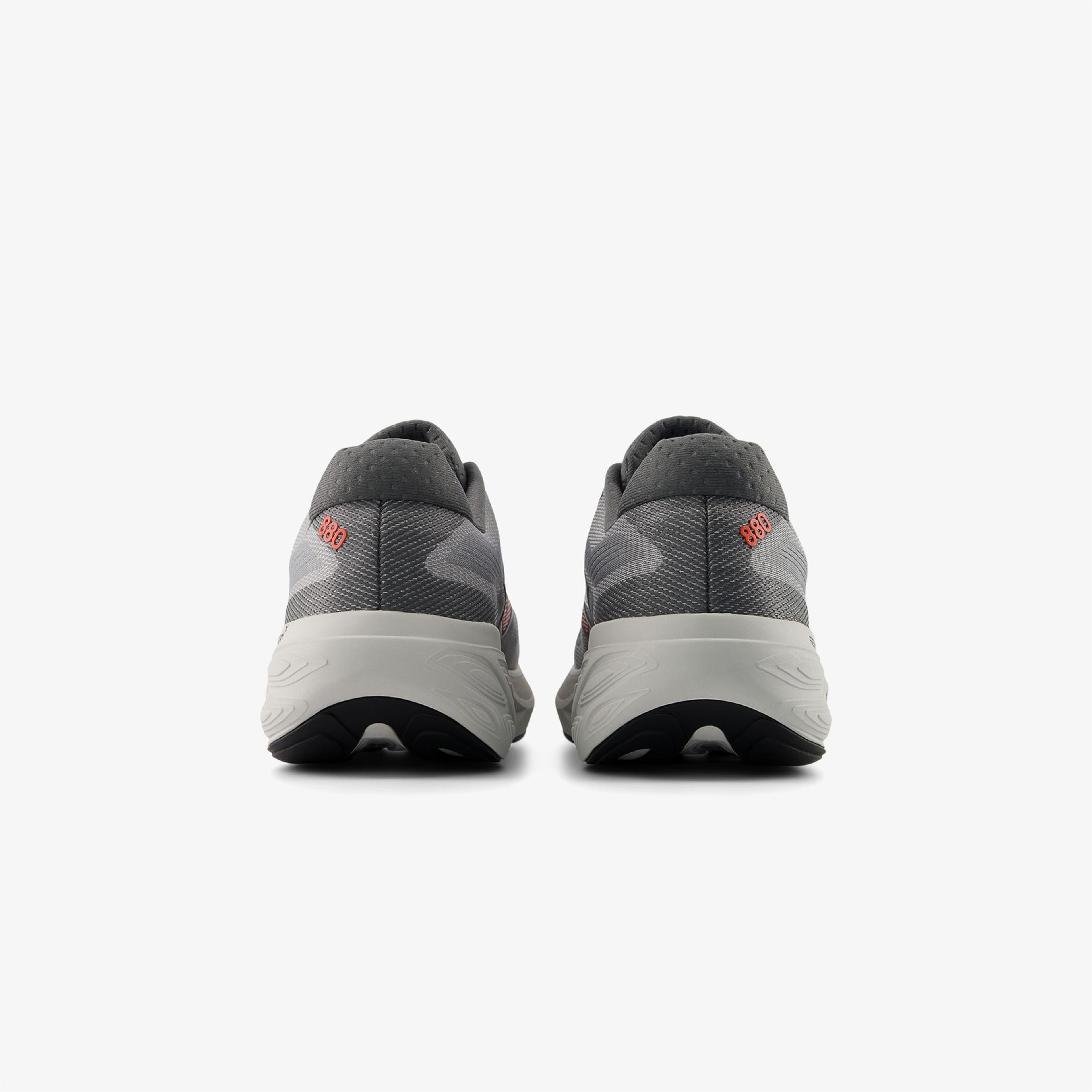 New Balance 880 Erkek Gri Koşu Ayakkabısı