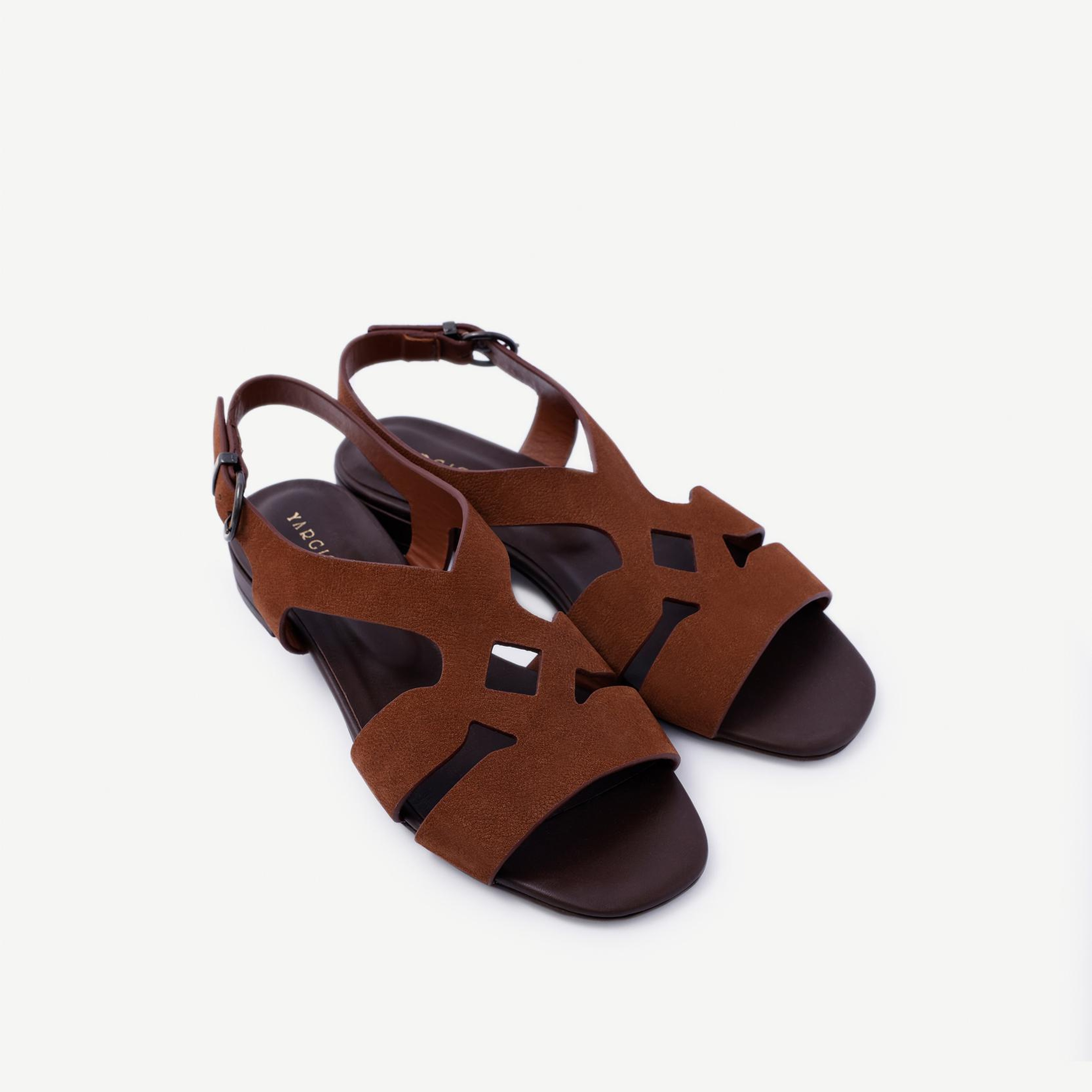 YARGICI Çapraz Bant Detaylı Deri Sandalet