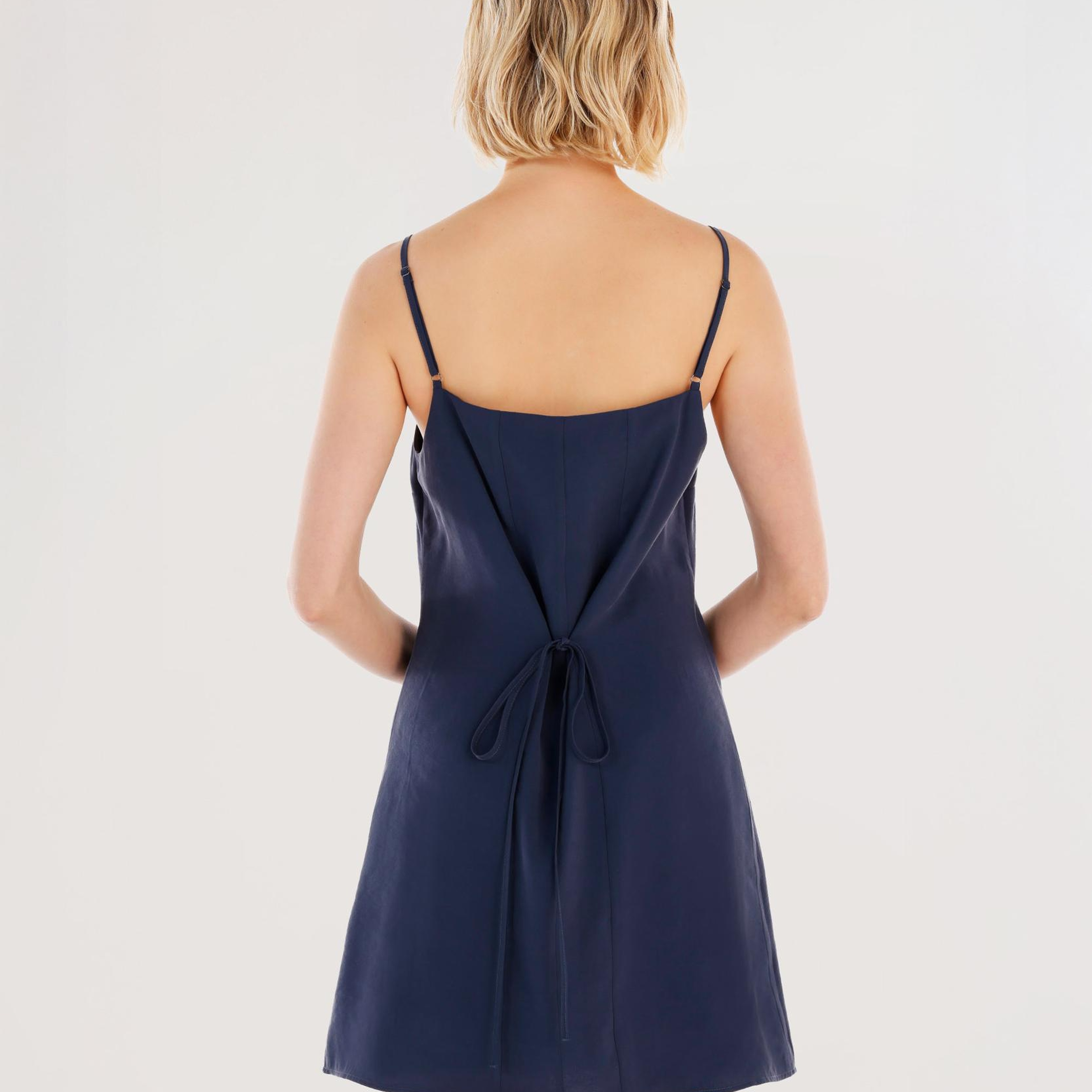 YARGICI Askılı Kemer Detaylı Mini Elbise