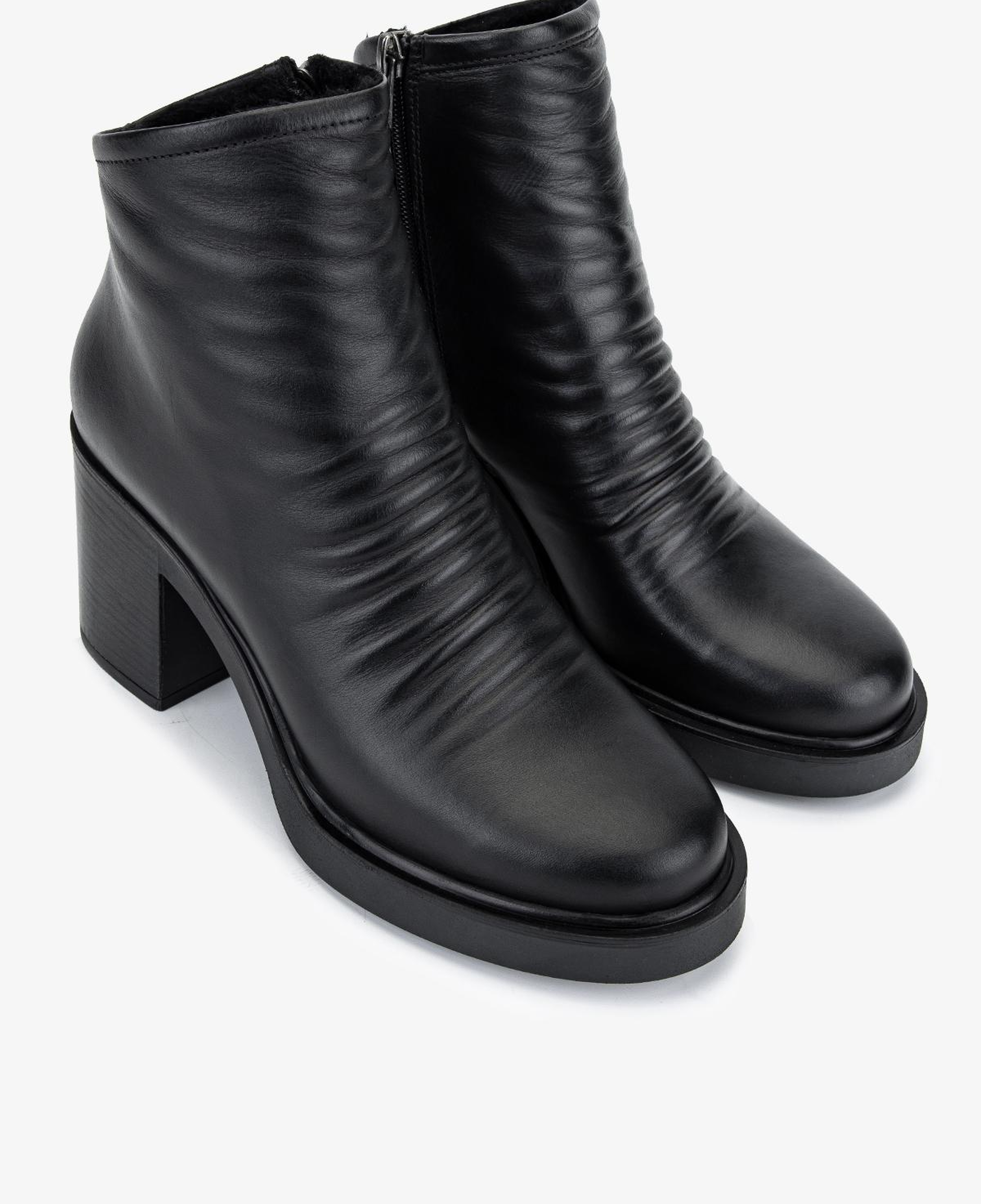 Valmenti Kadın Hakiki Deri Siyah Topuklu Bot